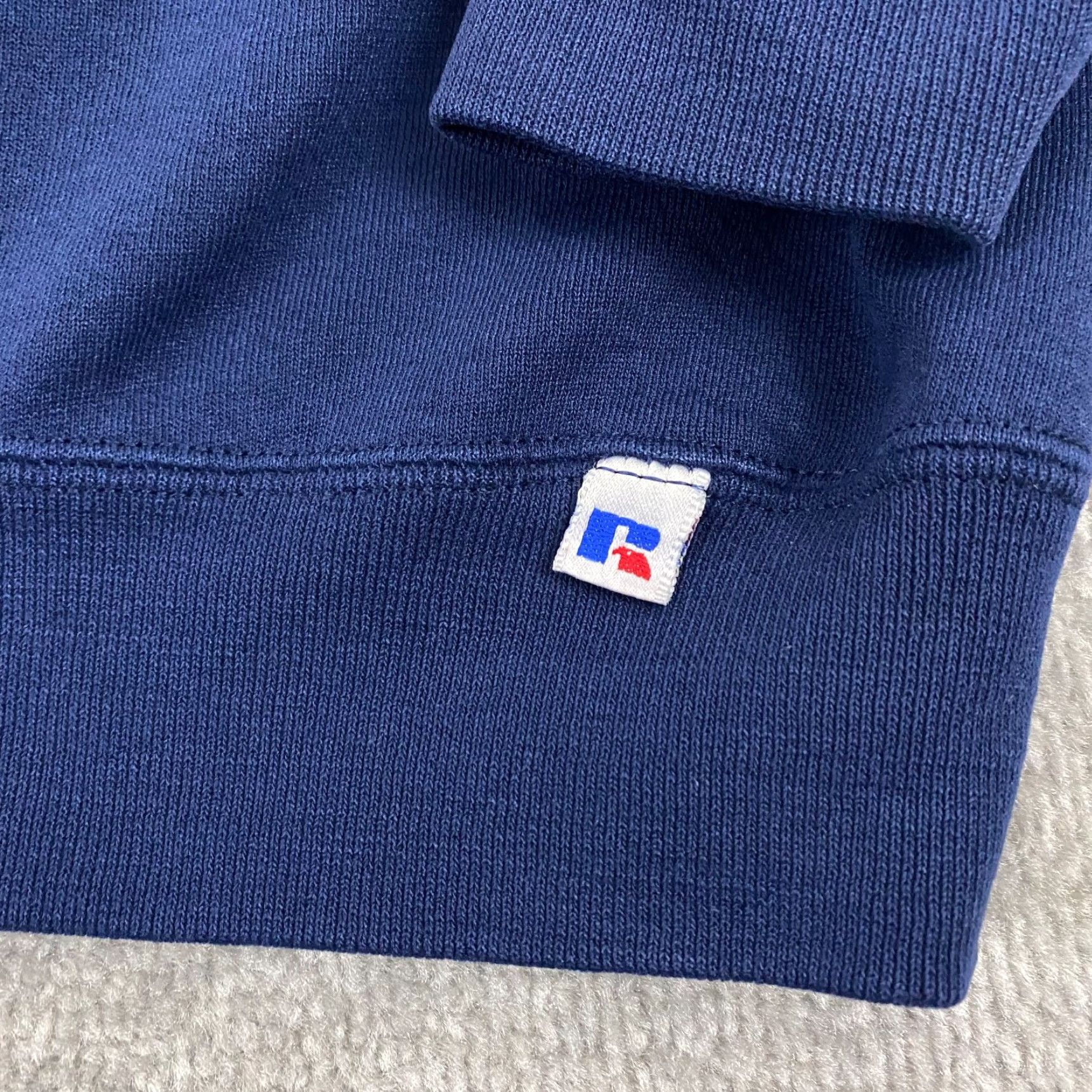 Vintage VINTAGE Russell Sweatshirt Mens XL Blue Athletics Pullover Crewneck USA 90s VTG - Russell Athletic, Classic, 90s, USA, Hoodie? Size US XL / EU 56 / 4 - 2 Thumbnail