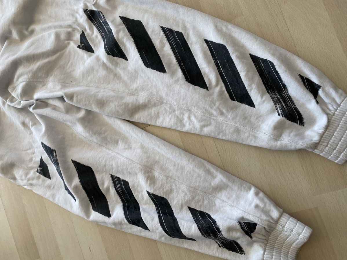 Off-White Off-White White Logo Jogger Sweatpants Size US 33 - 11 Thumbnail