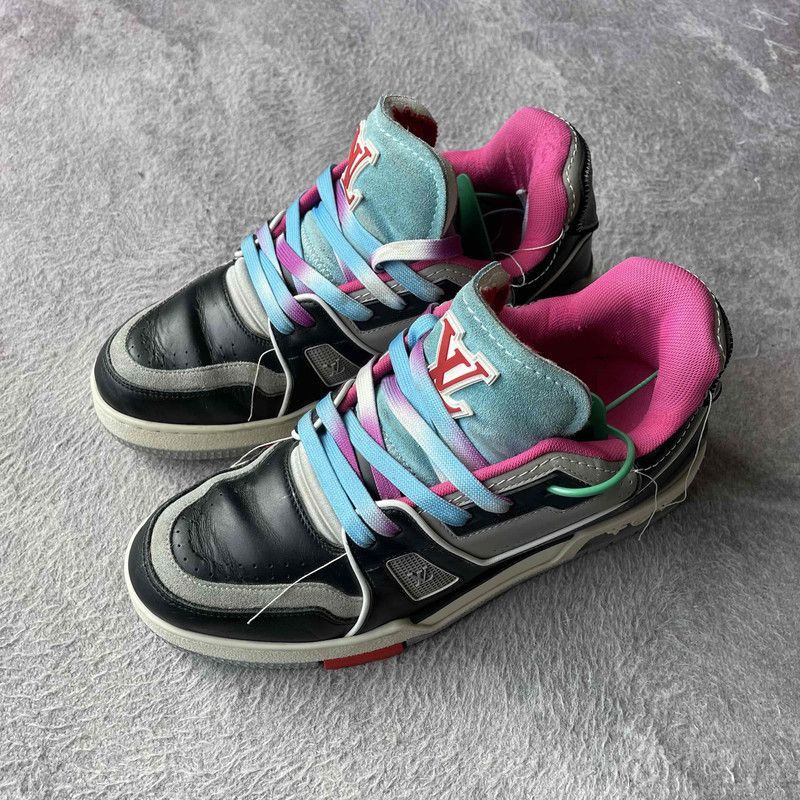 Louis Vuitton Louis Vuitton Sporty Low-Top Trainer Sneakers - Size US 6.5 / EU 39-40 - 1 Thumbnail