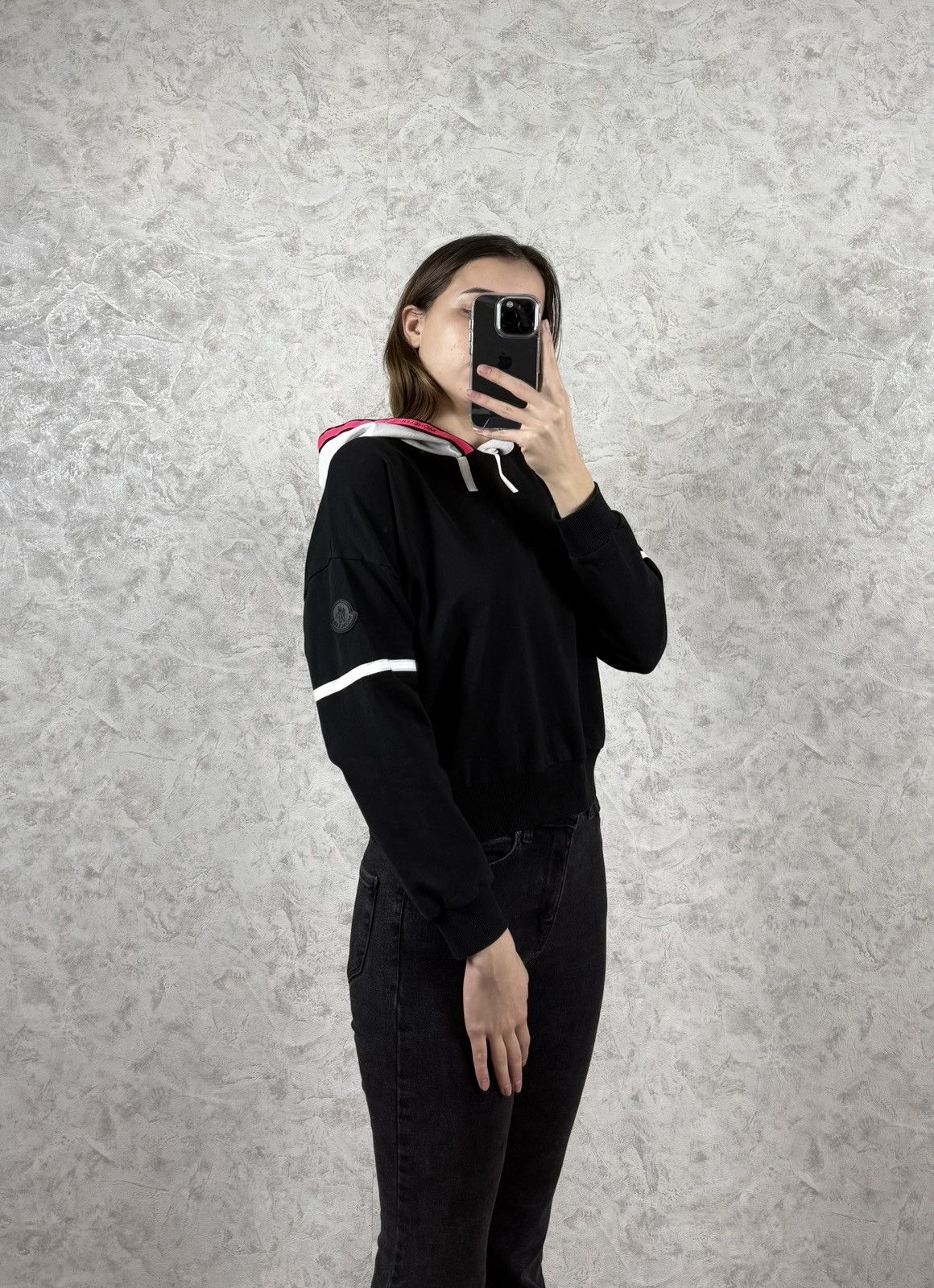 Moncler Moncler Crop Hoodie Size 152cm Size XS / US 0-2 / IT 36-38 - 1 Thumbnail