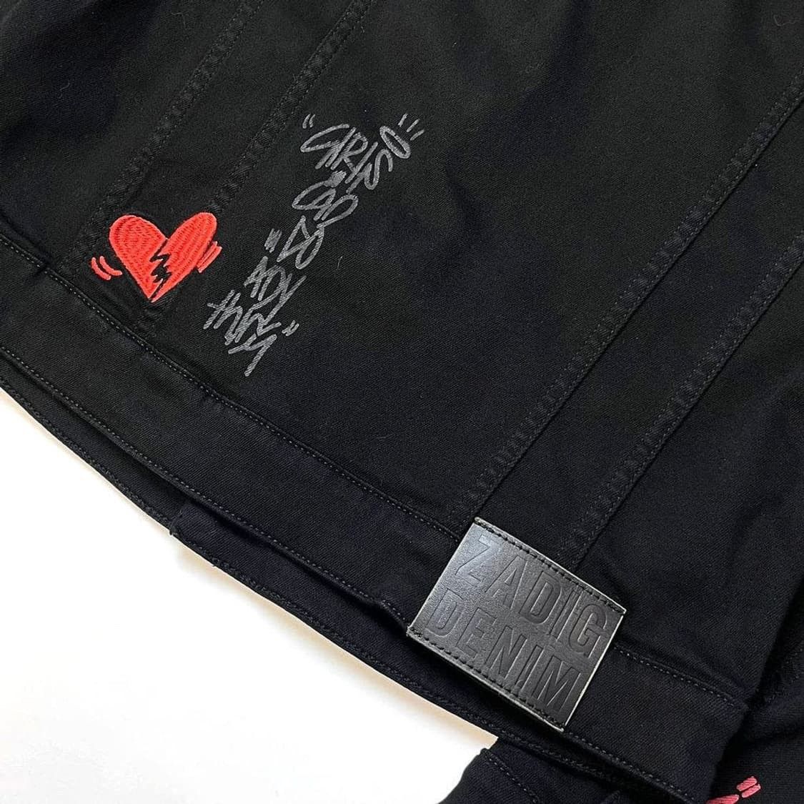 Zadig & Voltaire Zadig & Voltaire denim jacket with graffiti style graphics Size XS / US 0-2 / IT 36-38 - 15 Thumbnail