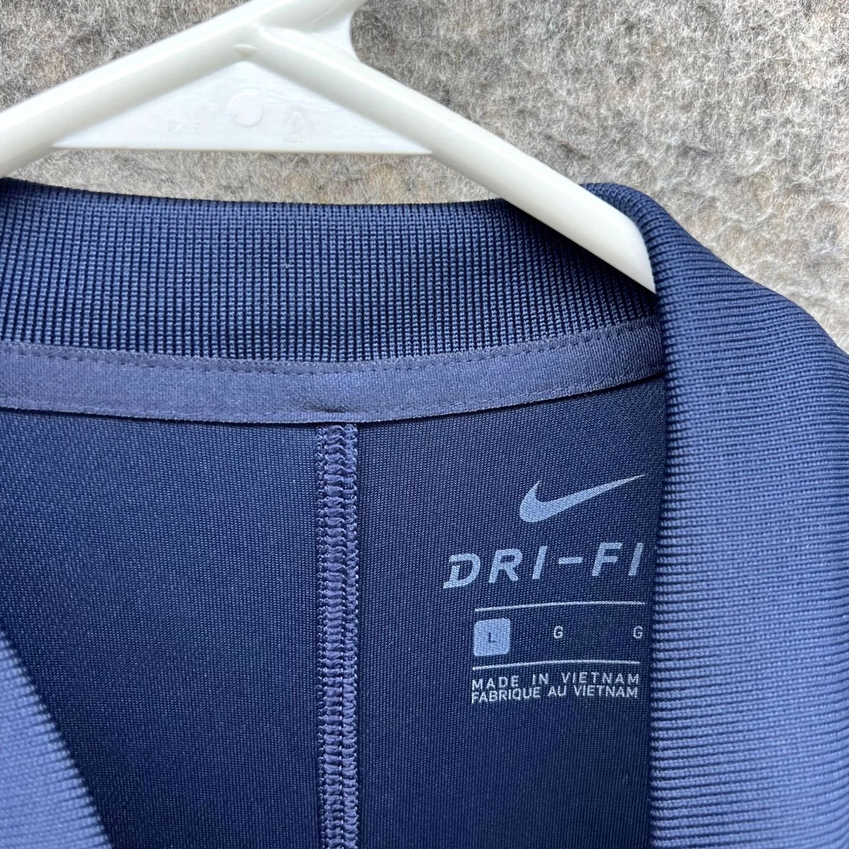 Nike Nike Polo Shirt Men Large Blue Dri-Fit Football Golf Nike Dri-FIT Logo Short Sleeve 44in Chest Regular Vintage: No Size US L / EU 52-54 / 3 - 6 Thumbnail