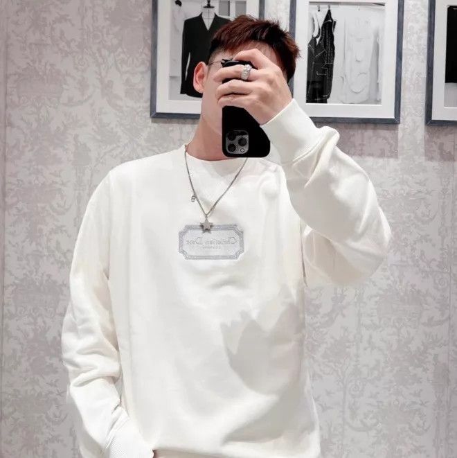 Dior Dior CD Embroidered Logo White Crewneck Sweatshirt L Size US L / EU 52-54 / 3 - 7 Thumbnail
