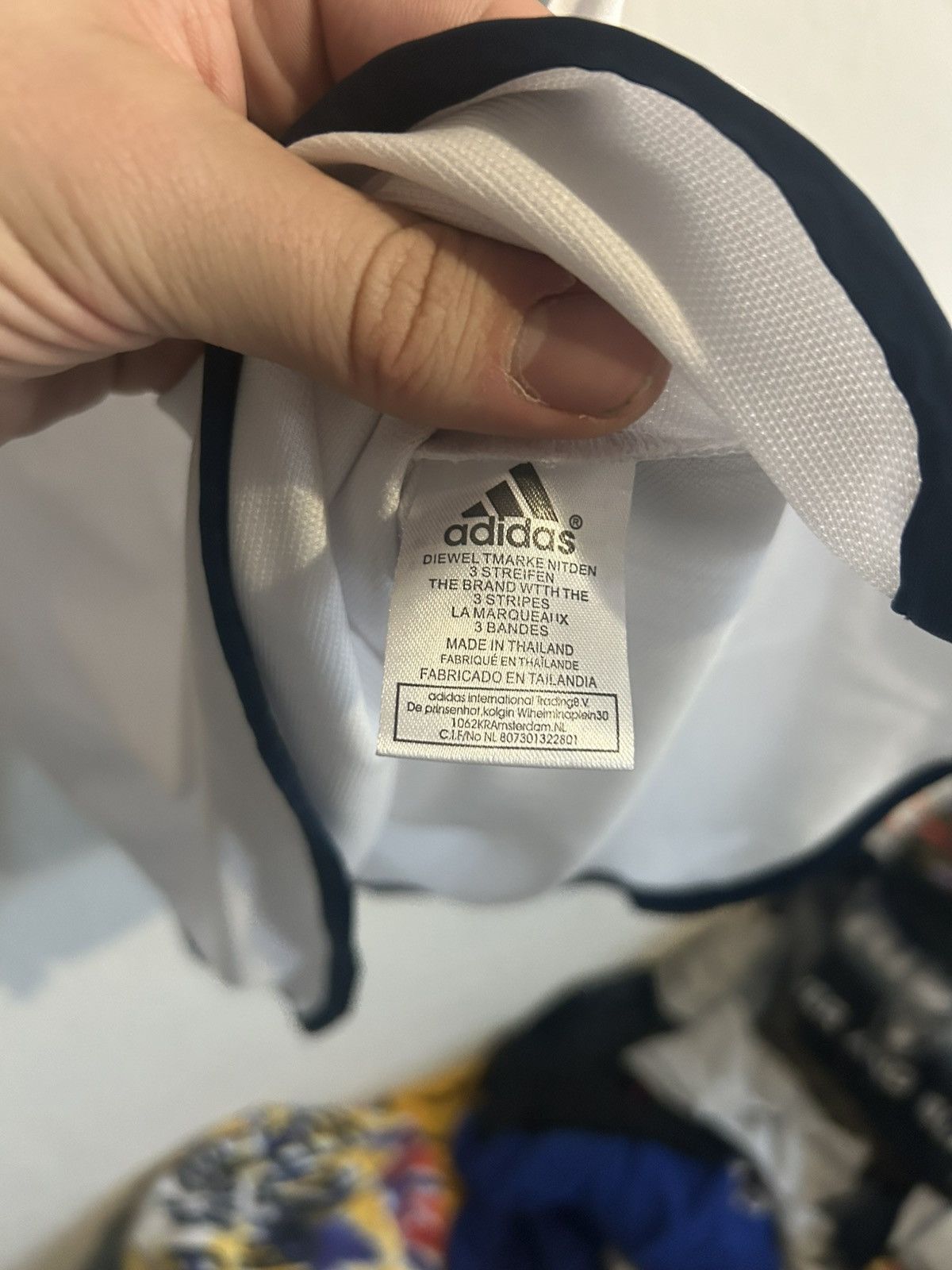 Adidas Adidas Real Madrid Retro Jersey 00/01 Size Large Size US L / EU 52-54 / 3 - 4 Thumbnail