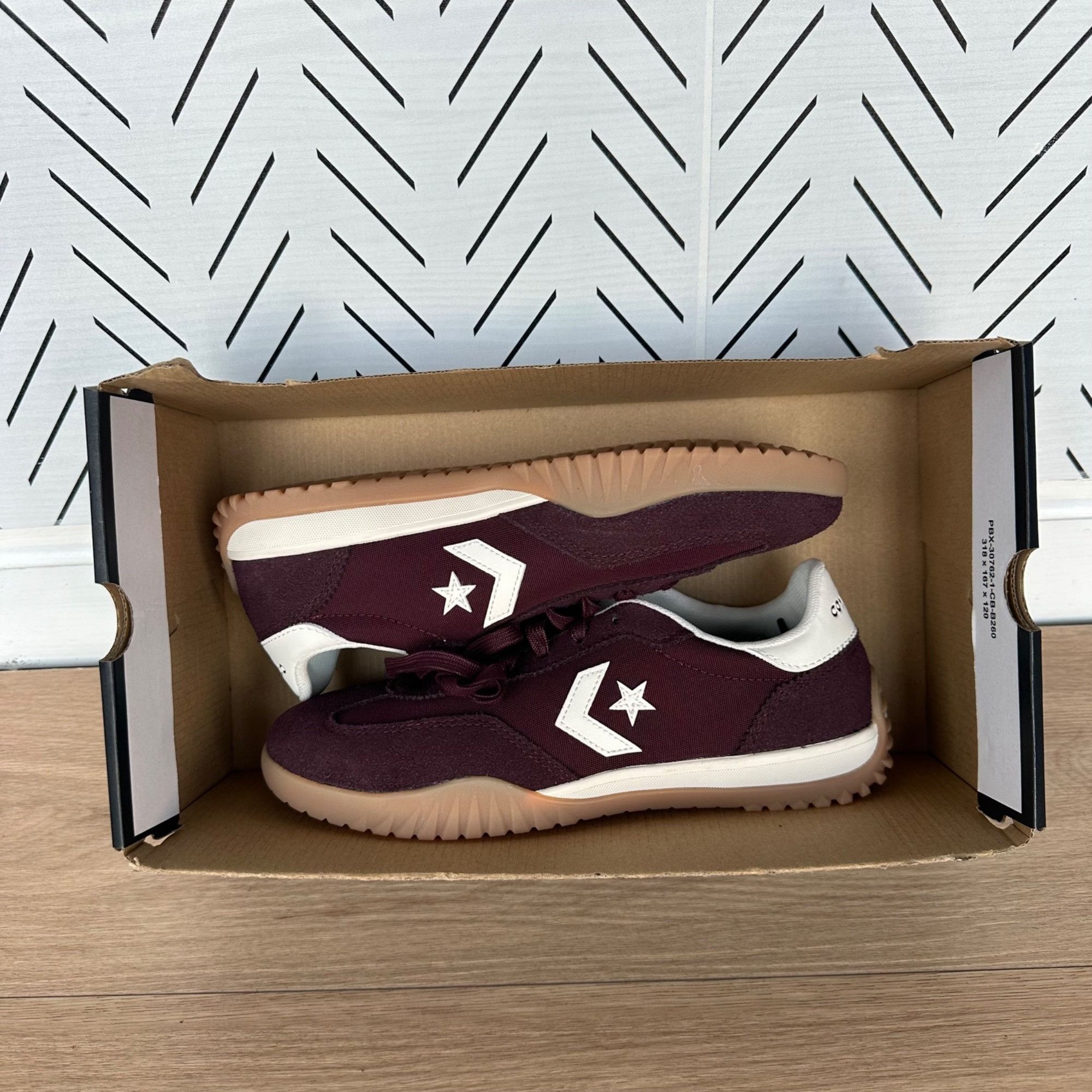 Converse Run Star Trainer Ox Men Casual Shoes 5.5 Suede Burg  display picture 3
