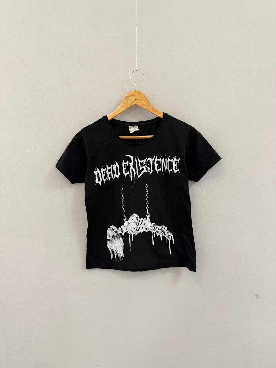 Vintage VINTAGE T-shirt GIRL ROCK SKULL Y2K 90s Size S / US 4 / IT 40 - 1 Thumbnail