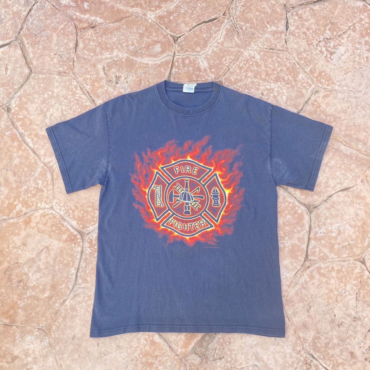 Vintage THRASHED Faded Vintage Y2K Fire Fighter Flame ERD GRUNGE T Size US L / EU 52-54 / 3 - 1 Thumbnail