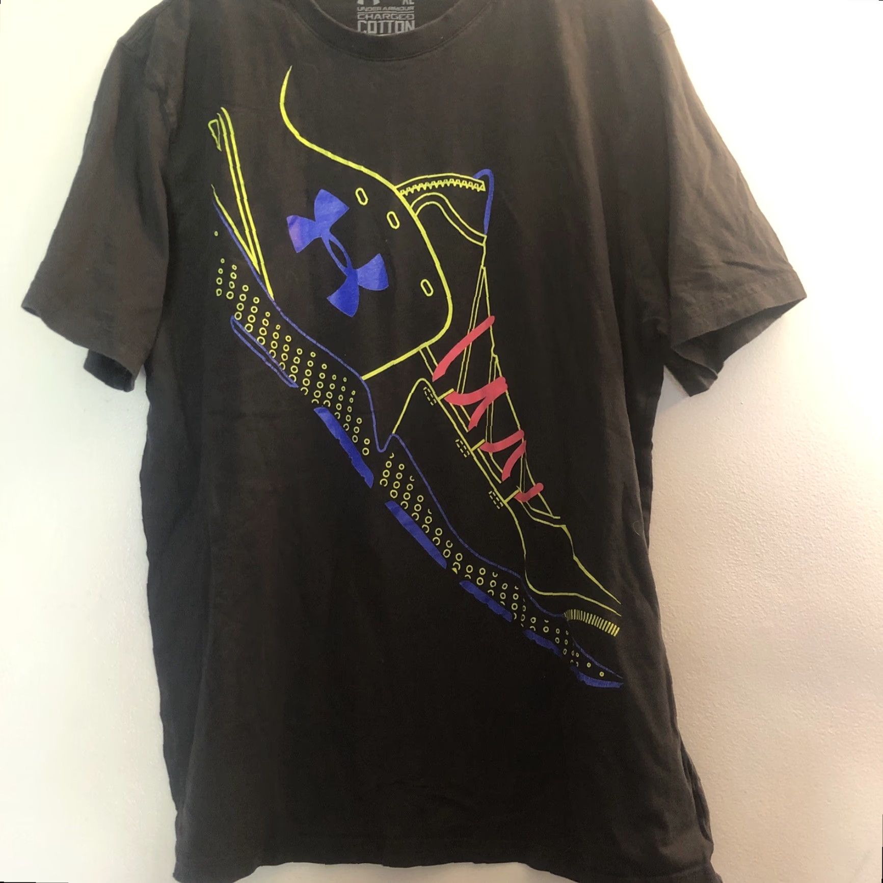 Under Armour Under Armour Mens Short Sleeve Shirt XL Crew Neck Logo Solid Multicolor T-Shirt Sports Casual Easy Care All Seasons Logo 2000s? Size US XL / EU 56 / 4 - 2 Thumbnail