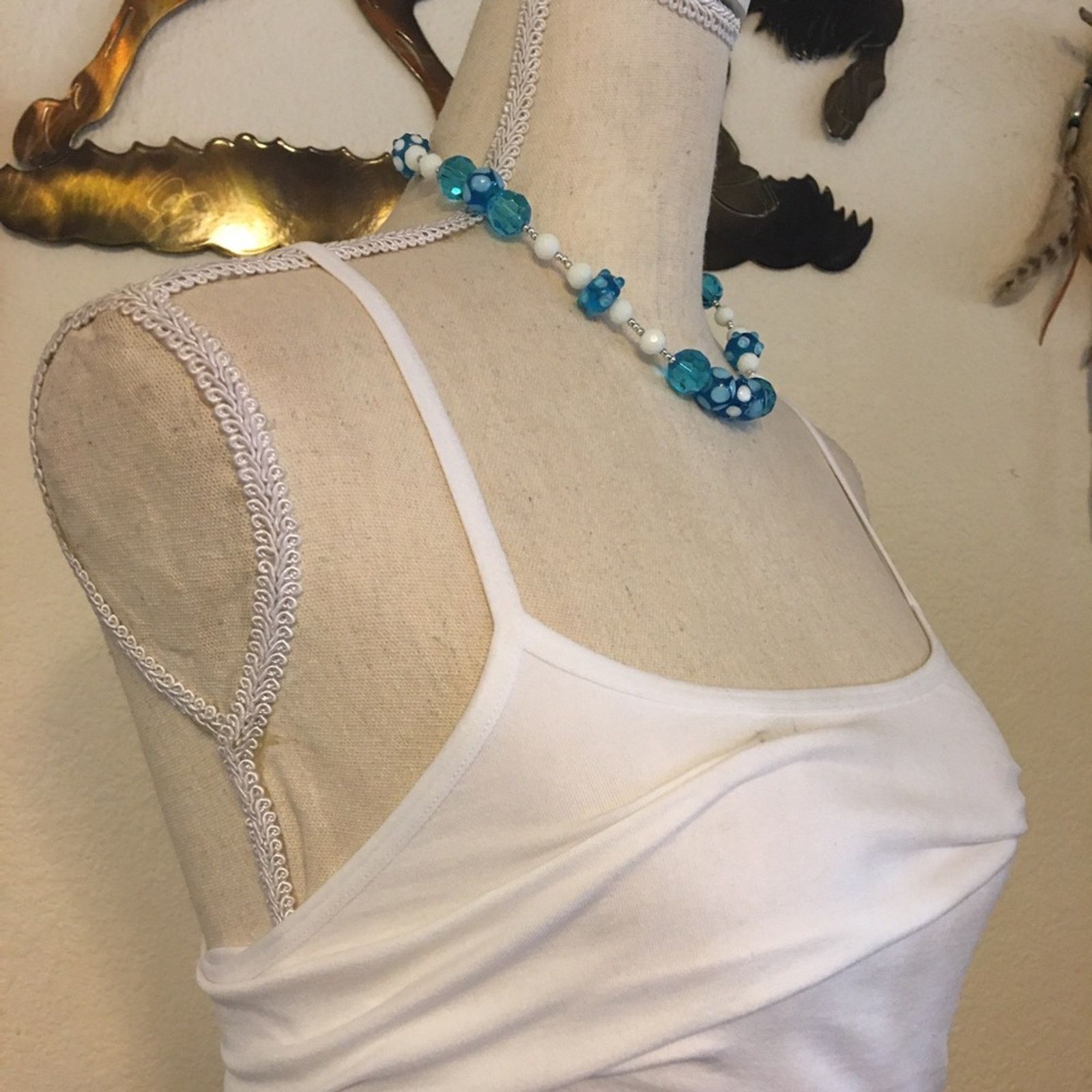 Handmade Blue and white glass bead necklace Size ONE SIZE - 2 Thumbnail