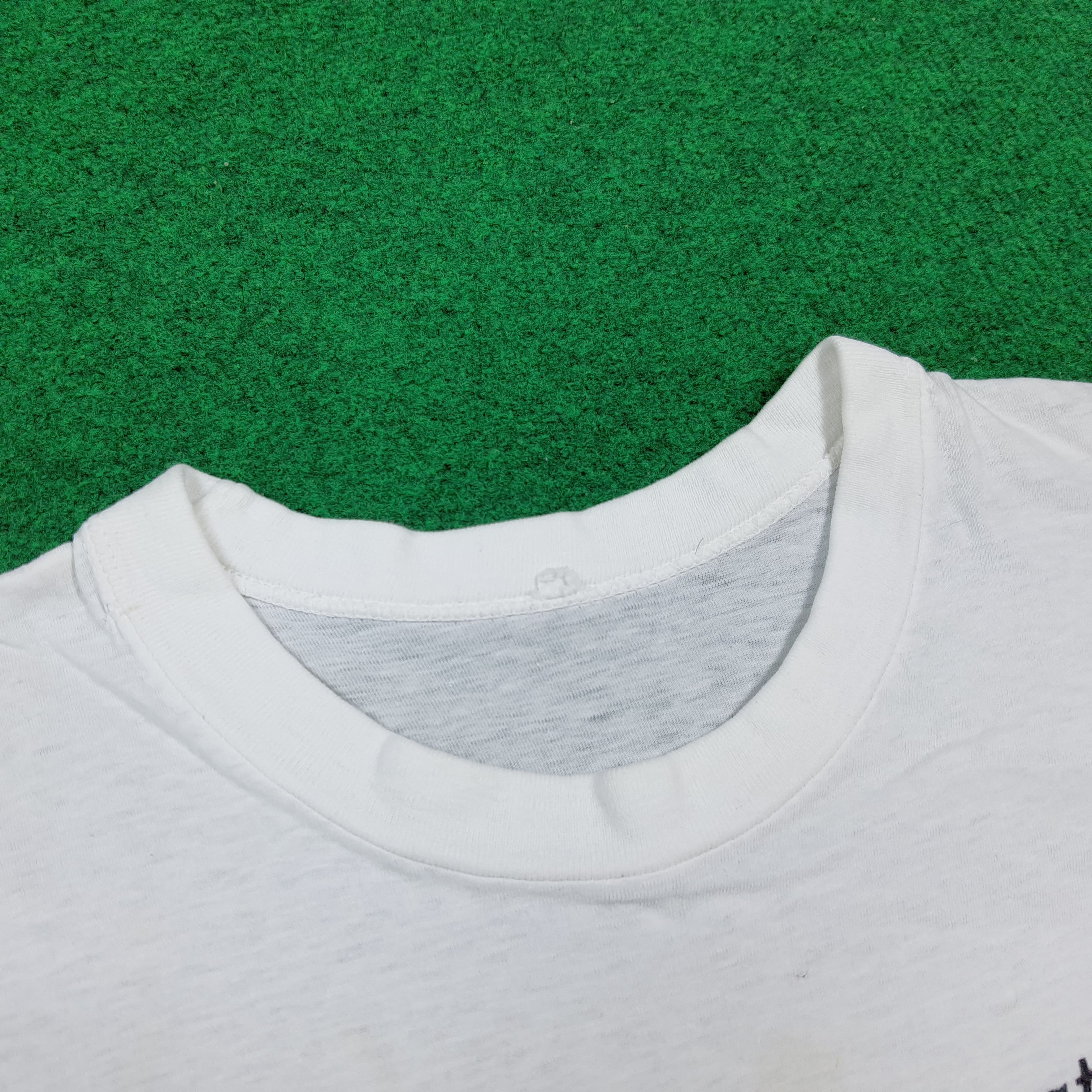 Issey Miyake Vintage 80s Issey Miyake IS Tshirt Archive C299N73 Size US S / EU 44-46 / 1 - 4 Thumbnail