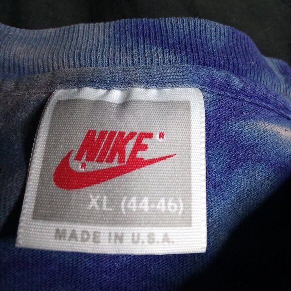 Nike Vintage Nike Is It The Shoes? Spike Lee Reverse Dye T-Shirt Size US XL / EU 56 / 4 - 4 Thumbnail