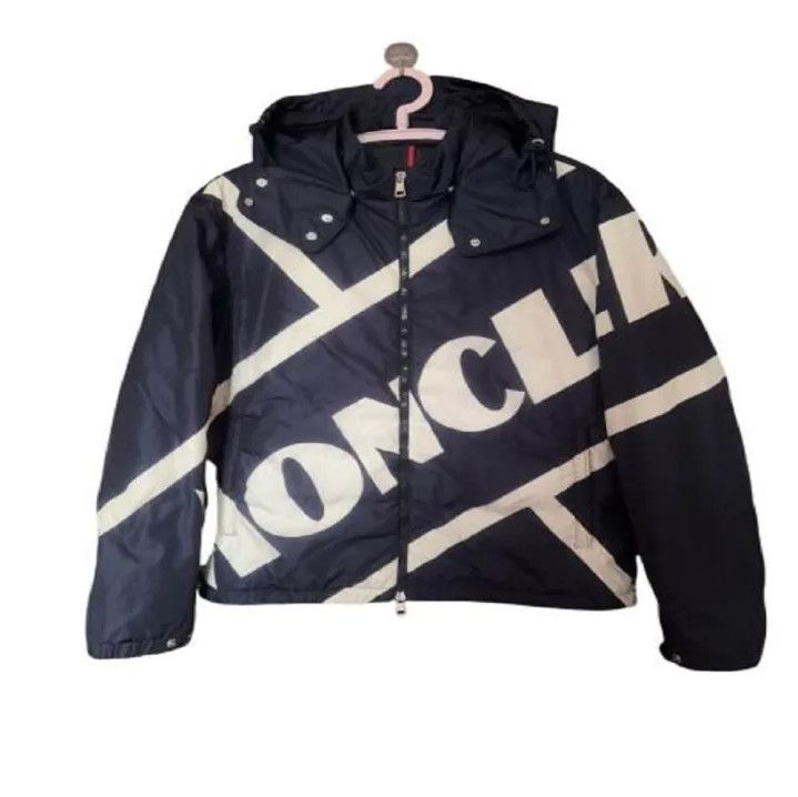 Moncler Moncler Bert Slogan Logo Hooded Down Jacket Size US M / EU 48-50 / 2 - 1 Thumbnail