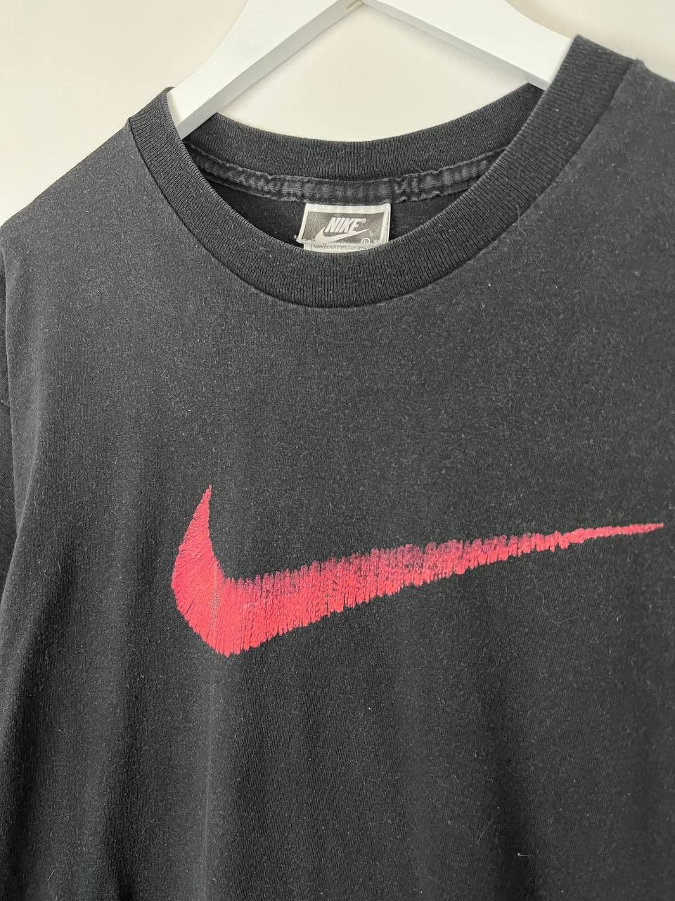 Nike Vintage 90s Nike Made in USA Black T-Shirt Big Swoosh Size L Size US L / EU 52-54 / 3 - 3 Thumbnail
