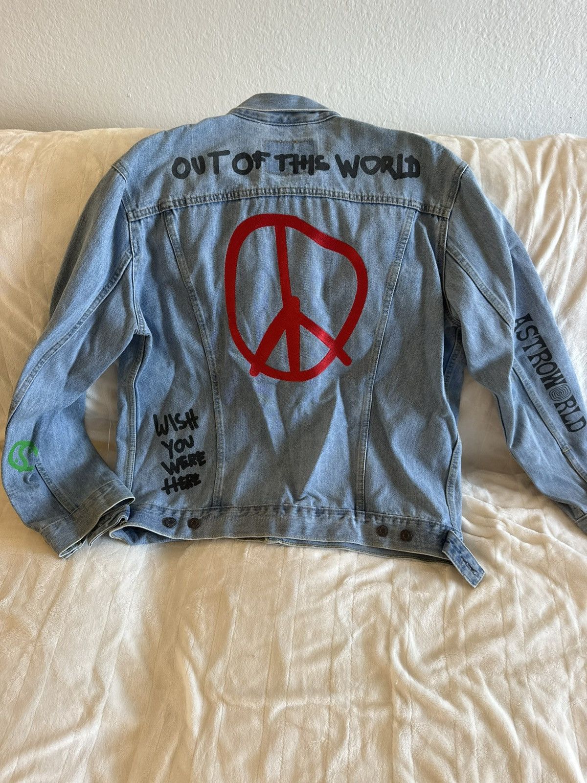 Travis Scott Travis Scott Astroworld Levi’s Denim Jacket All Over Print Size US XL / EU 56 / 4 - 5 Thumbnail