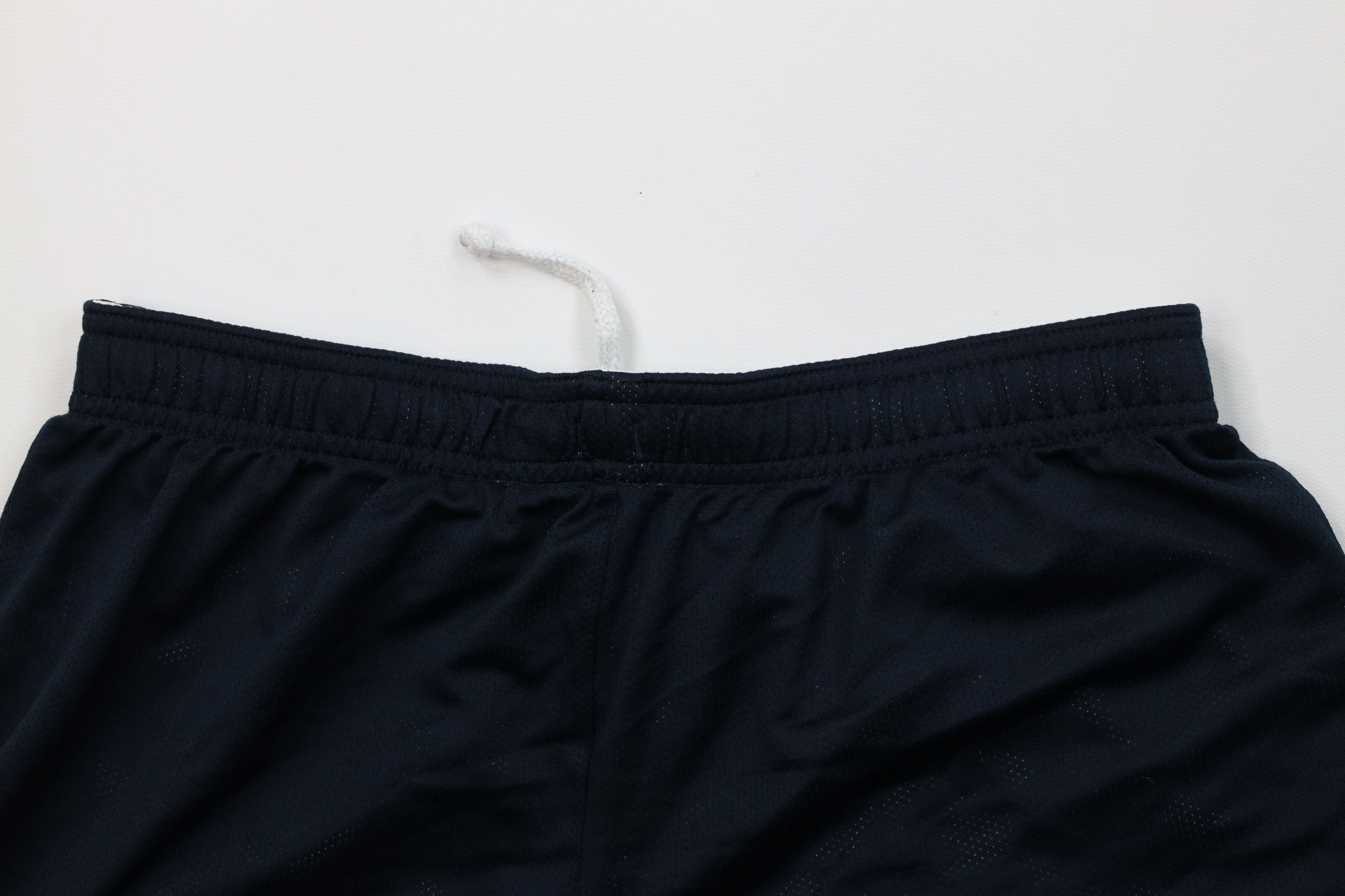 Nike Vintage Nike Reversible Mini Swoosh Running Soccer Shorts Size 28" / US 6 / IT 42 - 12 Thumbnail