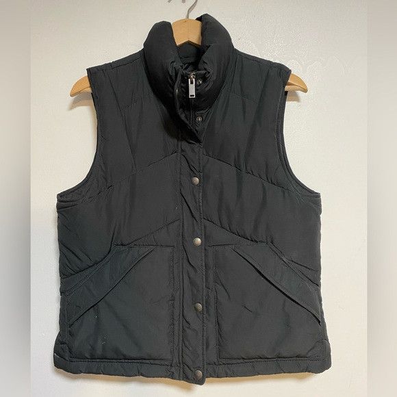 American Eagle Outfitters American Eagle Black Puffer Vest Size M Size US M / EU 48-50 / 2 - 2 Thumbnail