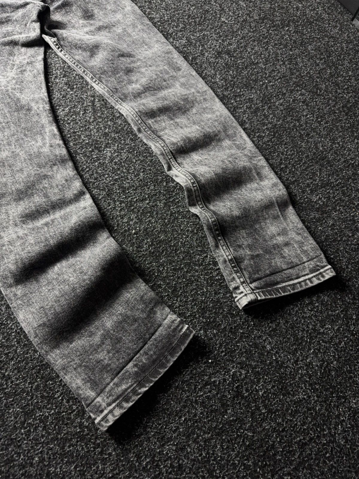 Levi's 00s Levi’s 510 Acid Wash Grey Denim Jeans W32 L32 Size US 32 / EU 48 - 13 Thumbnail