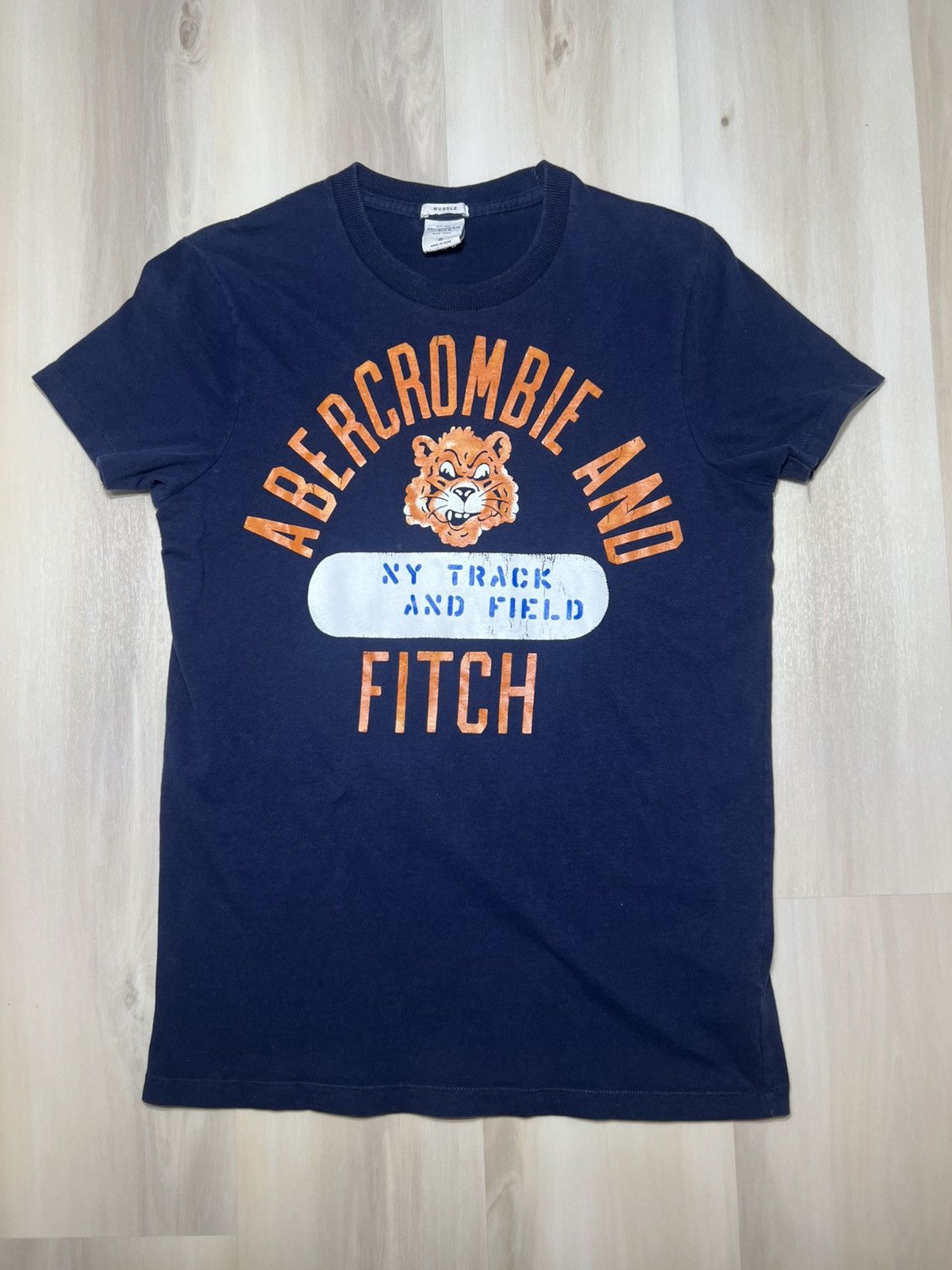 Abercrombie & Fitch Abercrombie & Fitch Shirt S Blue Muscle NY Track & Field Y2K Size US S / EU 44-46 / 1 - 1 Thumbnail