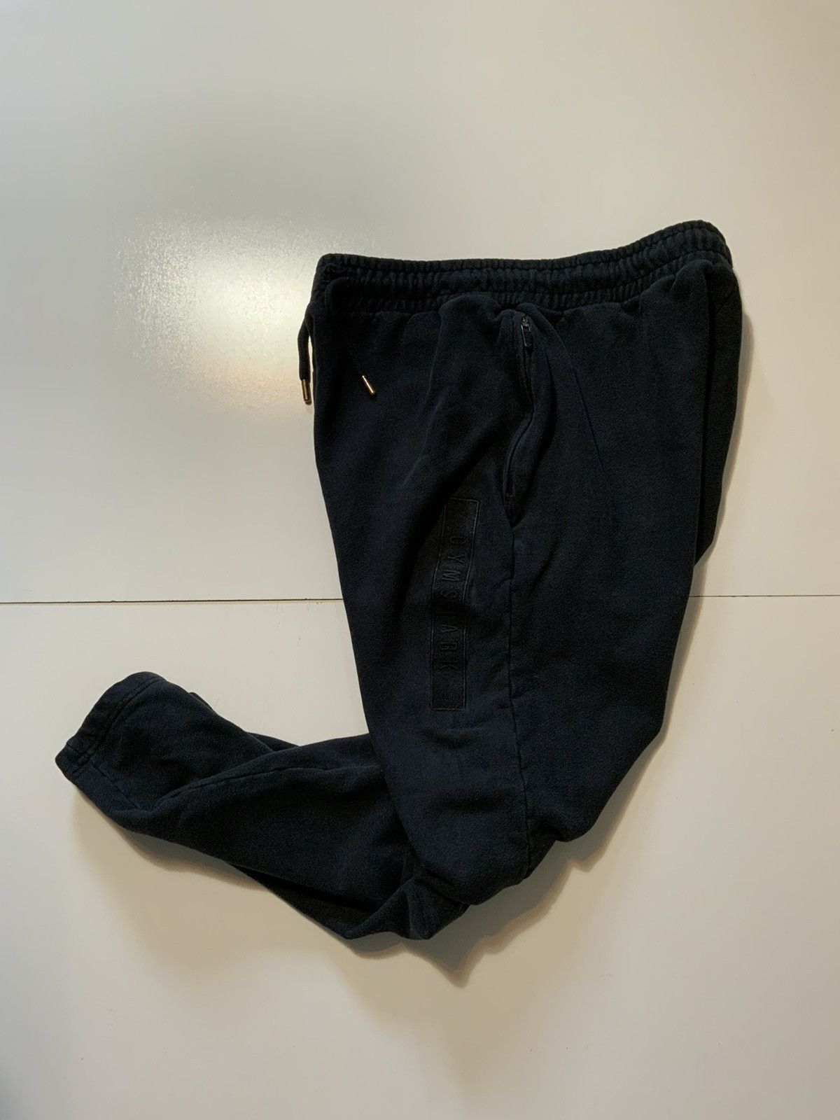 Gymshark Gymshark Embroidered Logo Training Gym Track Sweatpants Size US 30 / EU 46 - 2 Thumbnail
