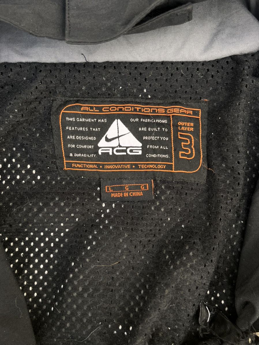 Nike ACG 2009 Nike ACG Layering System 3 Storm Fit Jacket Size US L / EU 52-54 / 3 - 15 Thumbnail