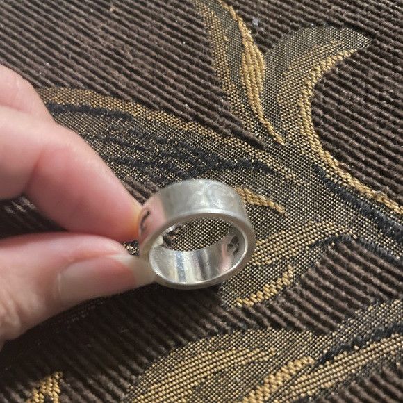Gucci GUCCI STENCILED CUT-OUT G RING Size ONE SIZE - 8 Thumbnail