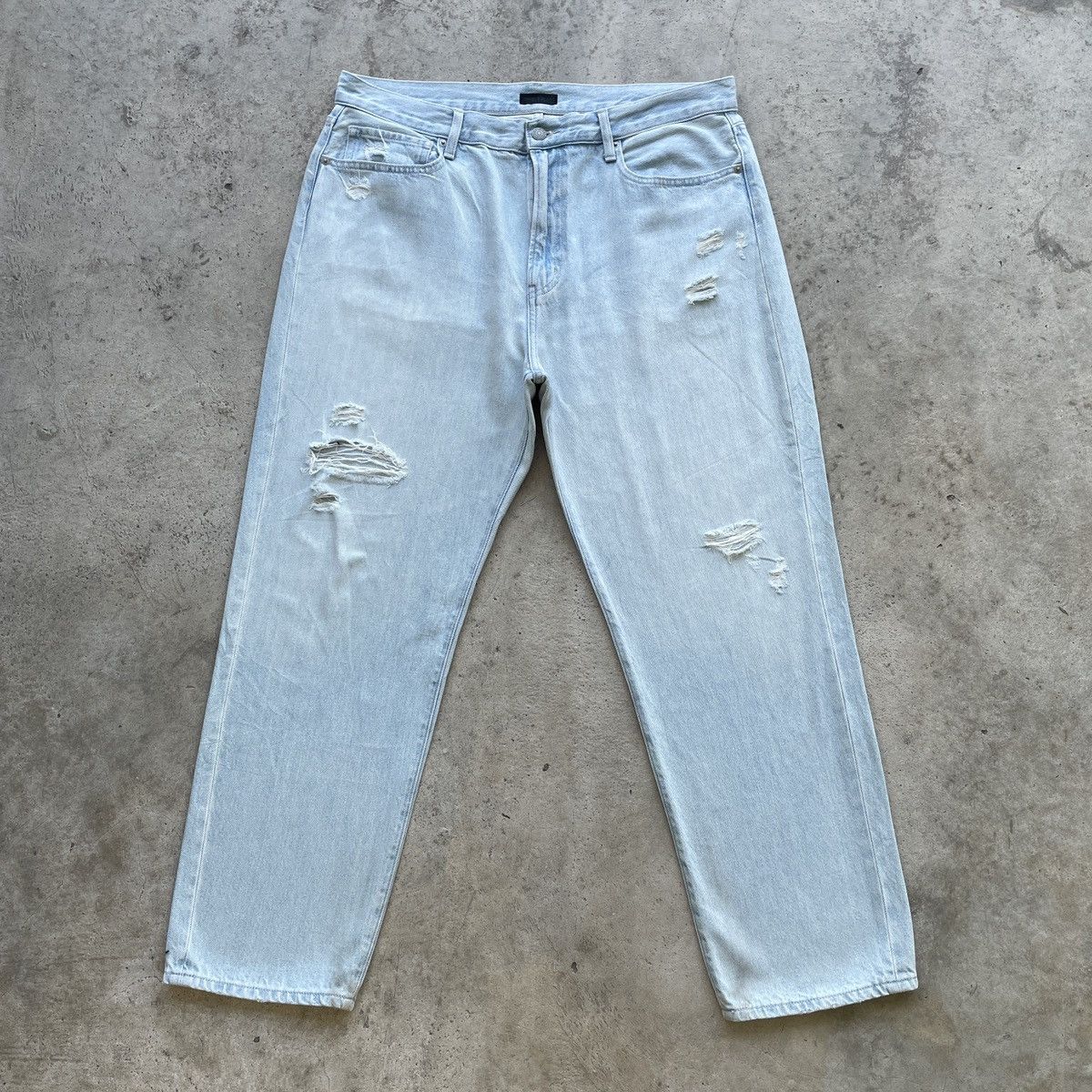Japanese Brand Vintage Japanese Light Distressed Jean Denim Pants Faded W36 Size US 36 / EU 52 - 1 Thumbnail