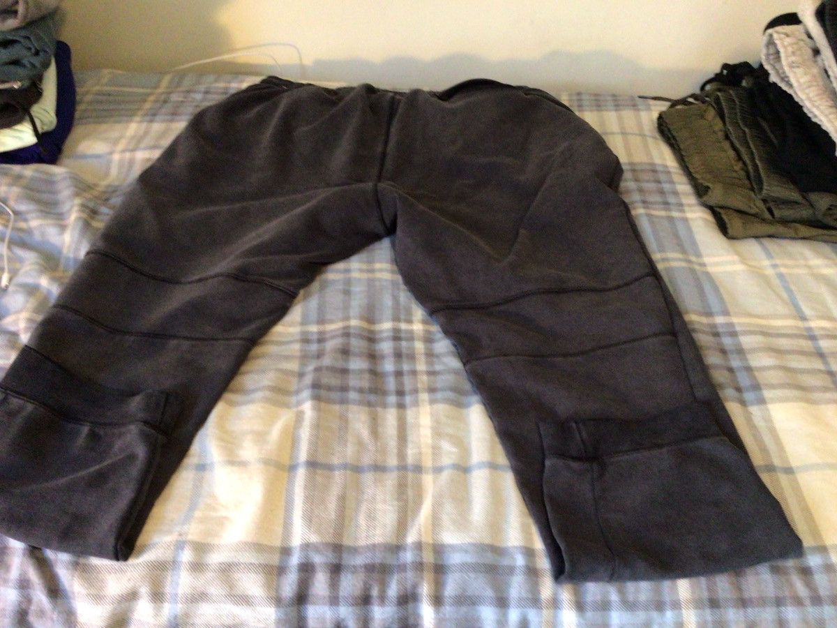 Jordan Brand Jordan sweatpants Size US 42 / EU 58 - 1 Thumbnail