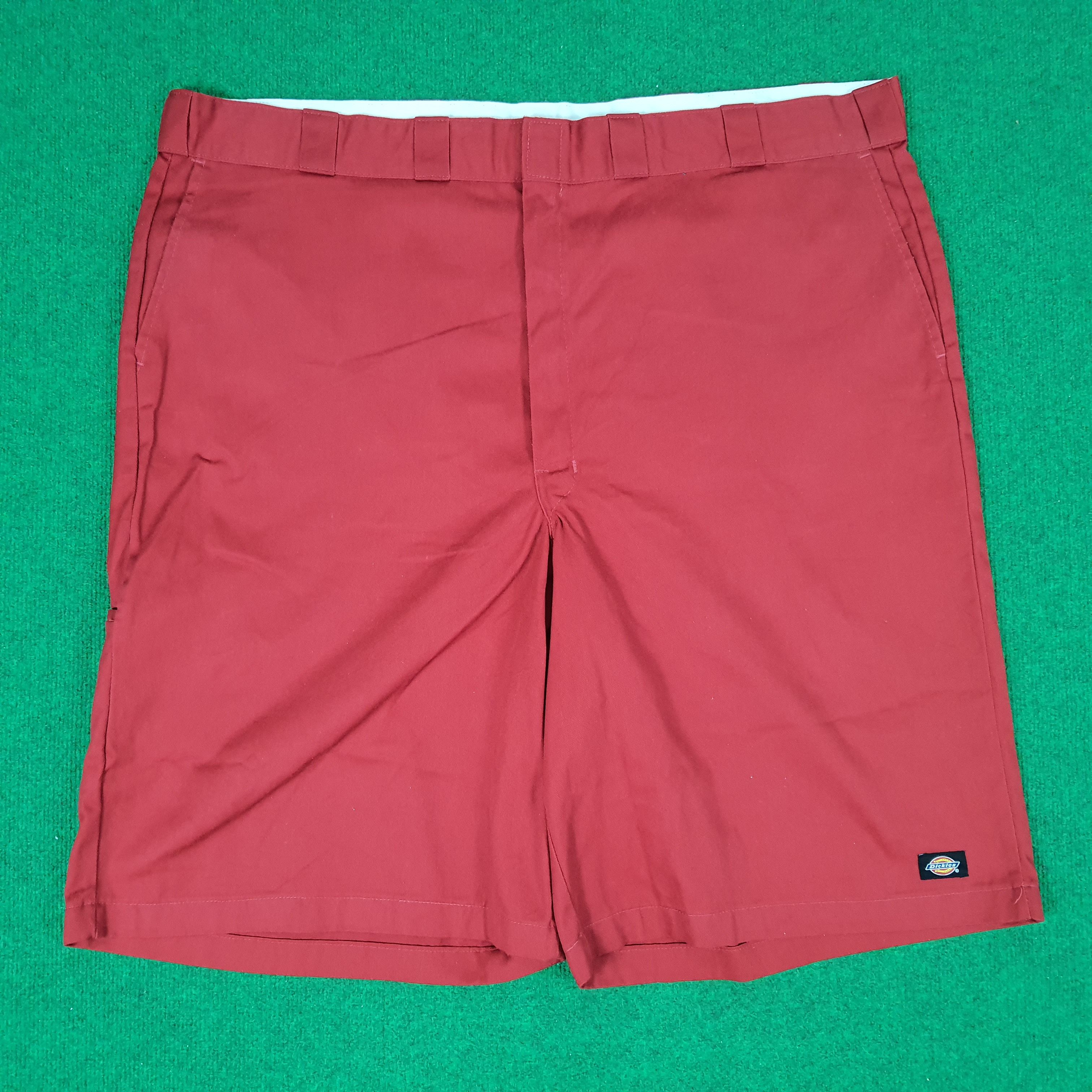 Dickies × Vintage Vintage Dickies Loose Fit Big Size Short Pants Size US 44 / EU 60 - 1 Thumbnail
