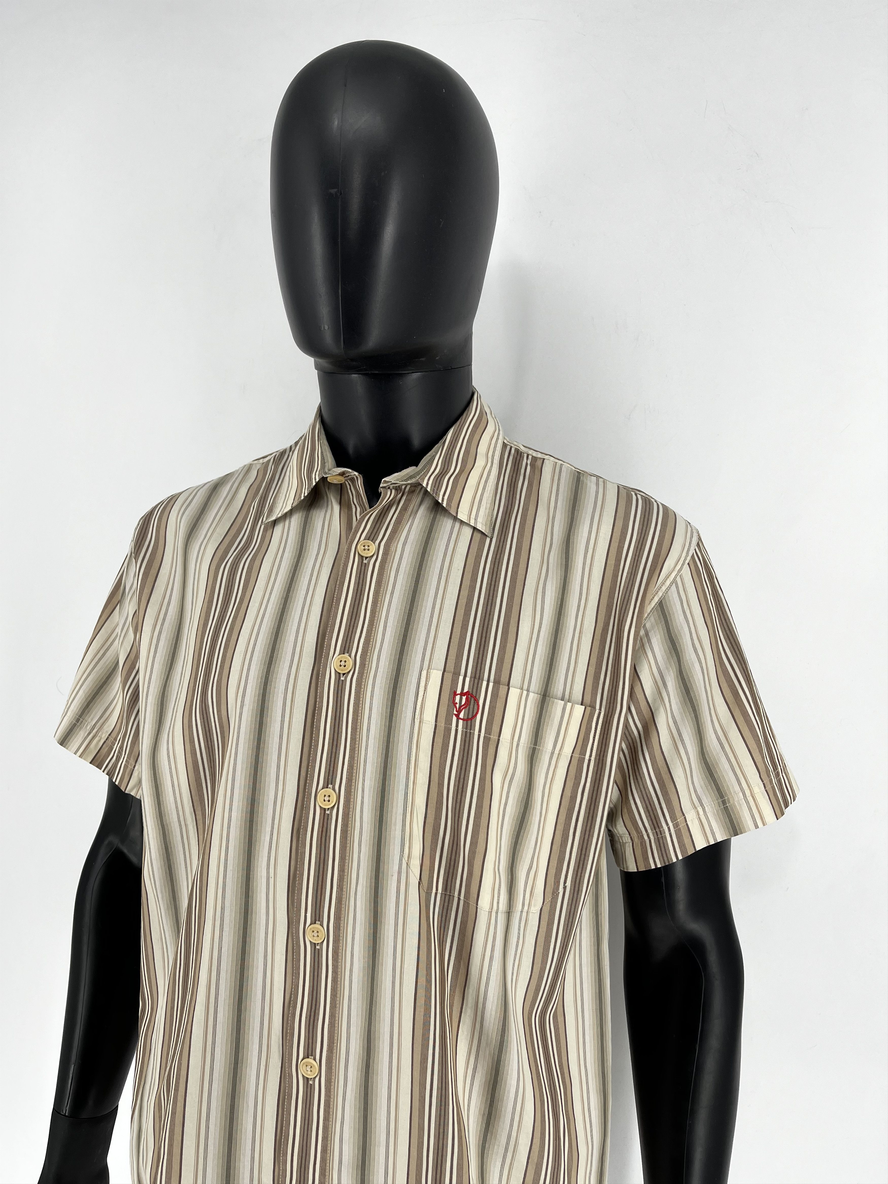 Fjallraven Fjall Raven Short Sleeve Streetwear Outdoor Shirt Size L Size US L / EU 52-54 / 3 - 4 Thumbnail