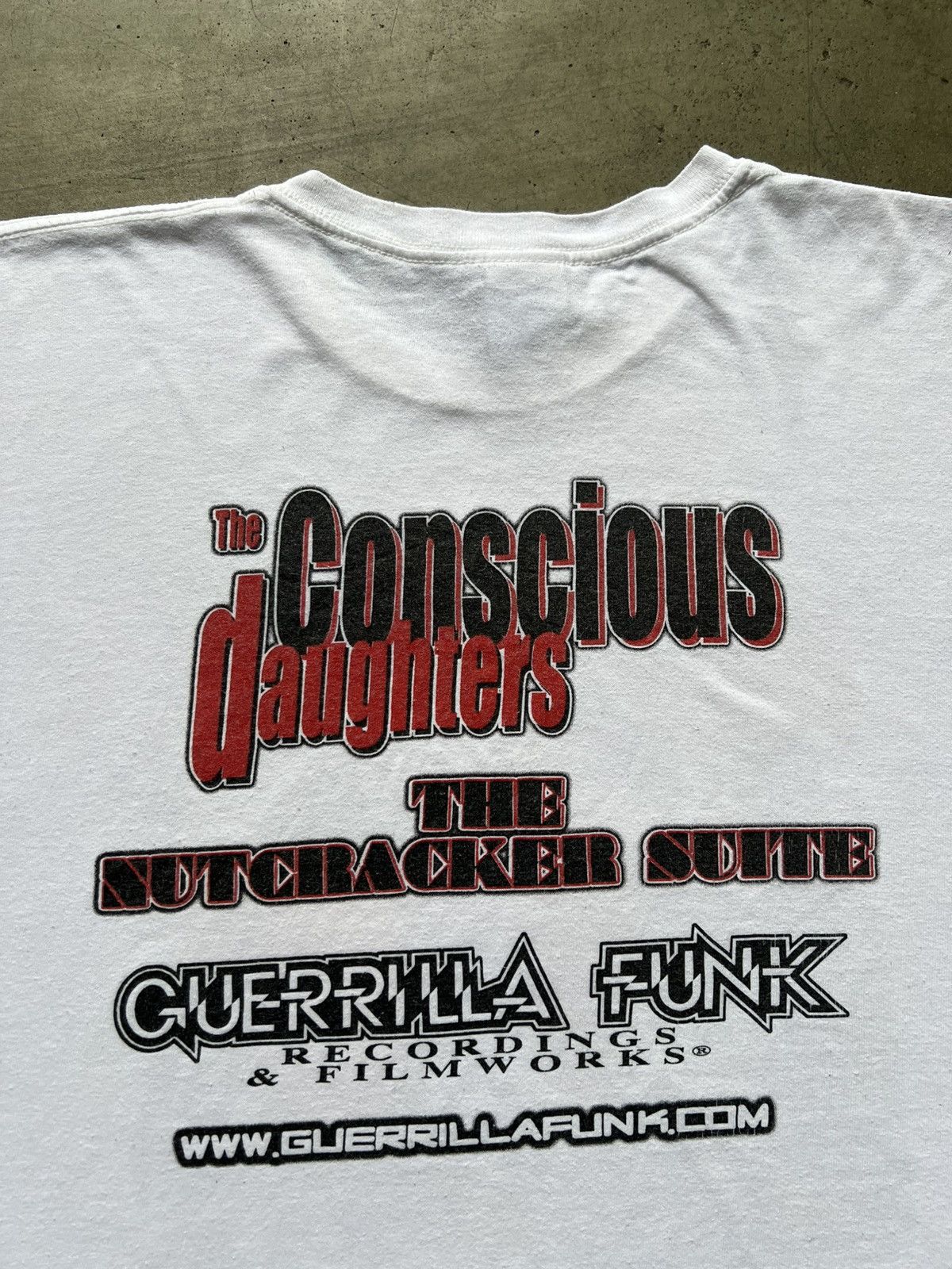 Rap Tees × Vintage Y2K Conscious Daughters The Nutcracker Suite Rap Tee Shirt Size US XL / EU 56 / 4 - 4 Thumbnail