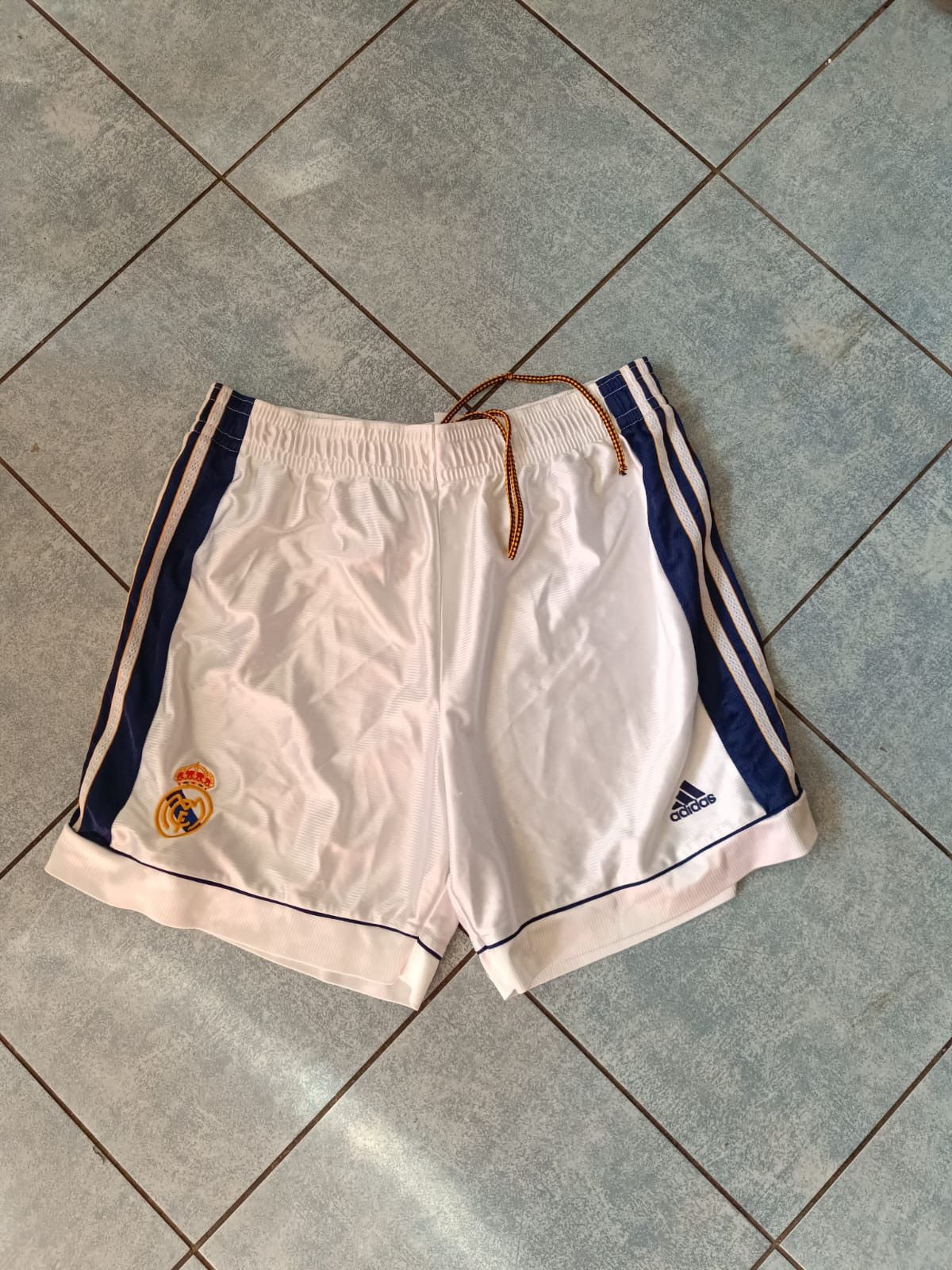 Adidas Vintage Real Madrid adidas Football Club Shorts Size US 32 / EU 48 - 1 Thumbnail