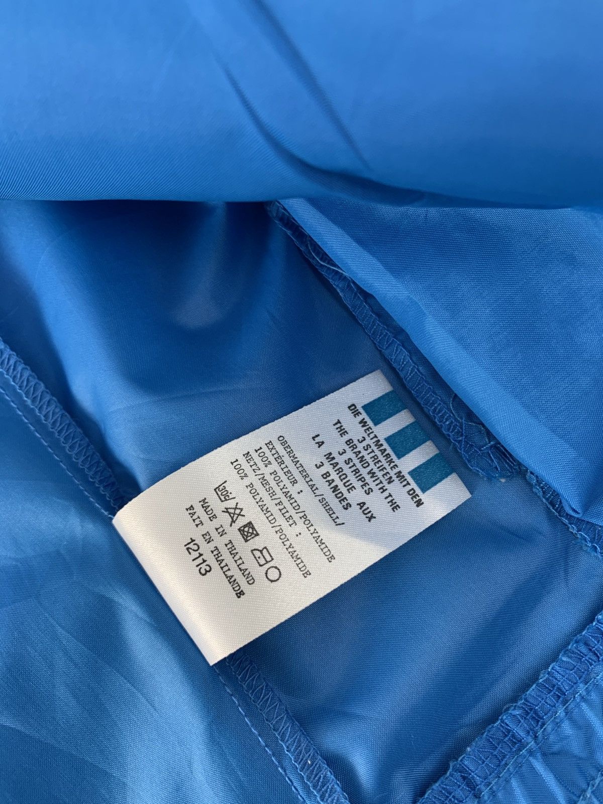 Adidas Adidas Windbreaker Hooded Zipper Jacket Colour Block Design Size US XL / EU 56 / 4 - 10 Thumbnail