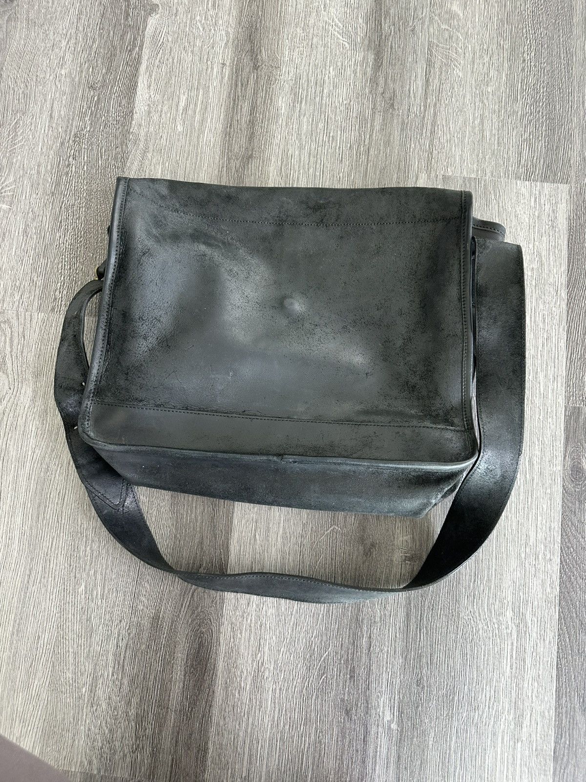 Japanese Brand Vintage Attractions/Bilt Buck Horsehide Messenger Bag Size ONE SIZE - 4 Thumbnail