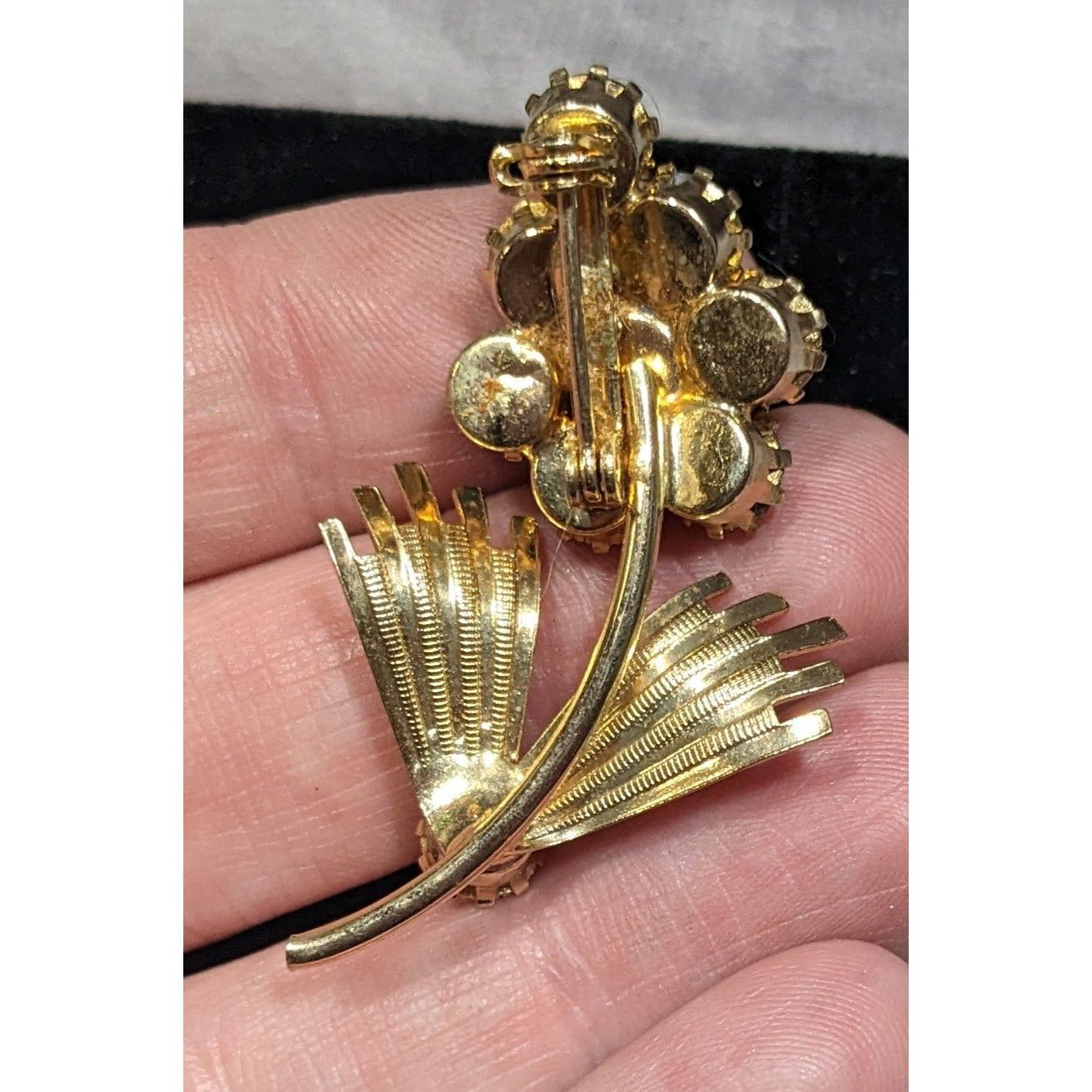 Other Vintage Purple And Gold Tone Floral Rhinestone Brooch Size ONE SIZE - 2 Thumbnail