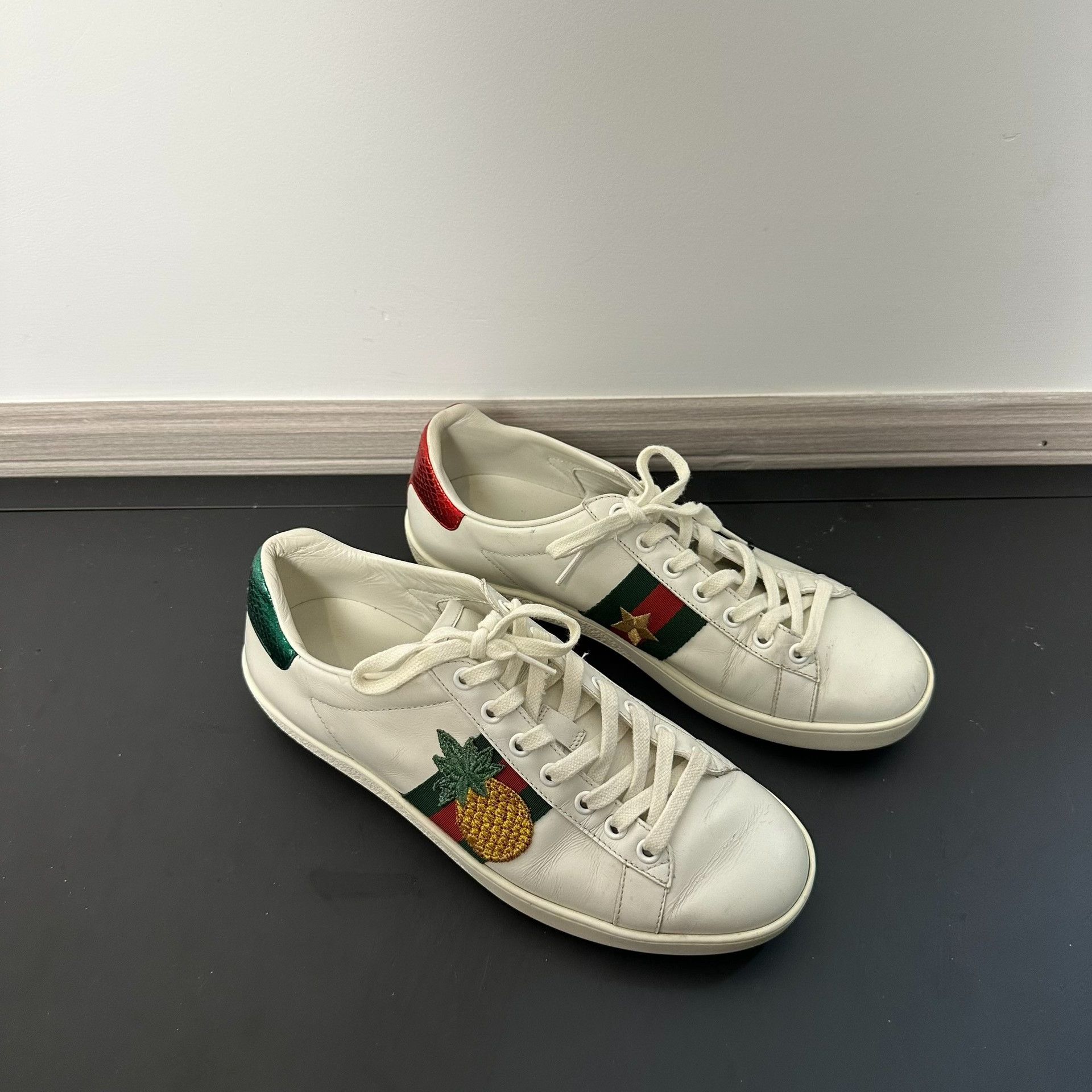 Gucci gucci pineapple embroidery white sneakers size 37.5 Size US 7.5 / IT 37.5 - 1 Thumbnail