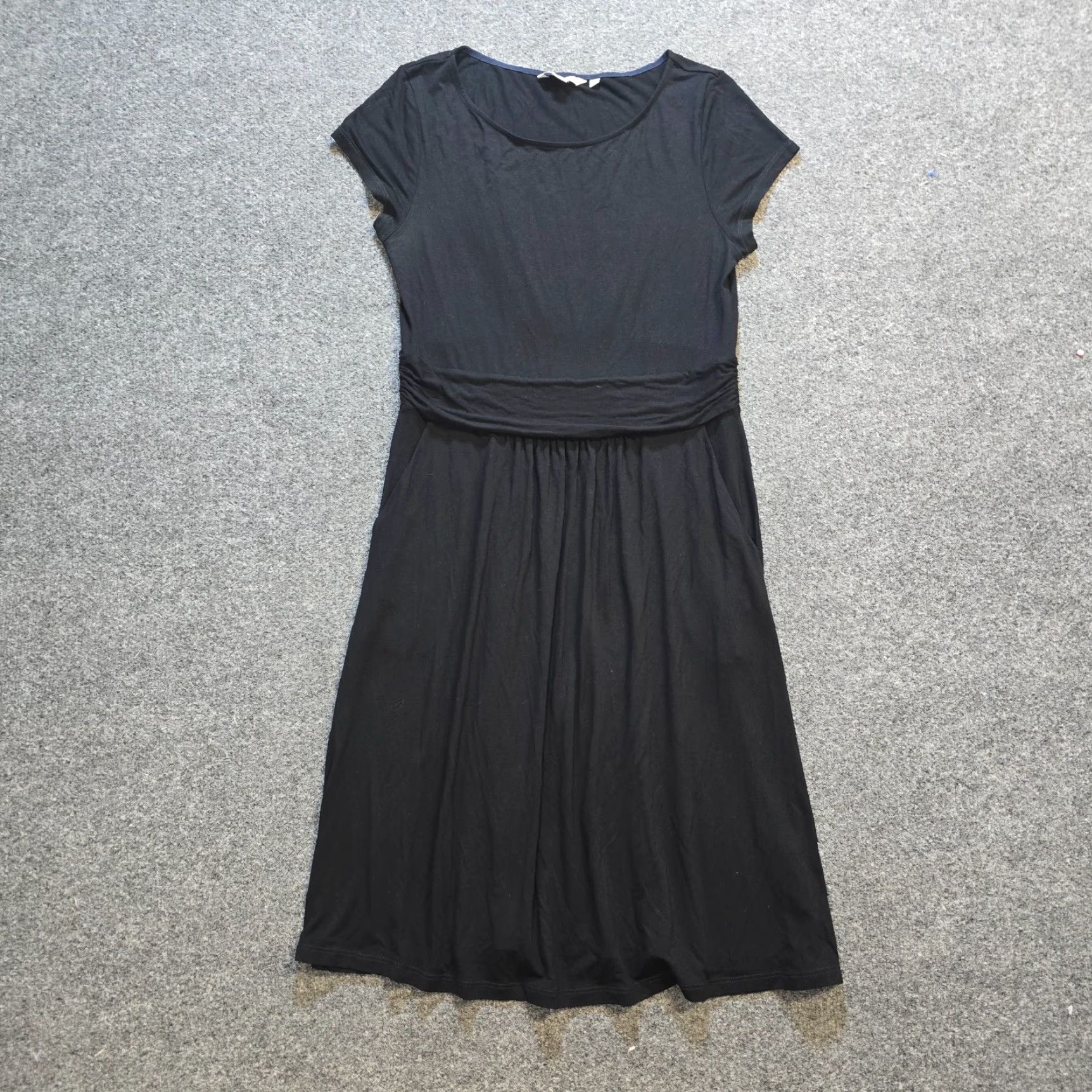 Boden Boden Dress Women 6P Petite Black Sheath Short Sleeves Stretch Basic Capsule Casual Size 28" / US 6 / IT 42 - 2 Thumbnail