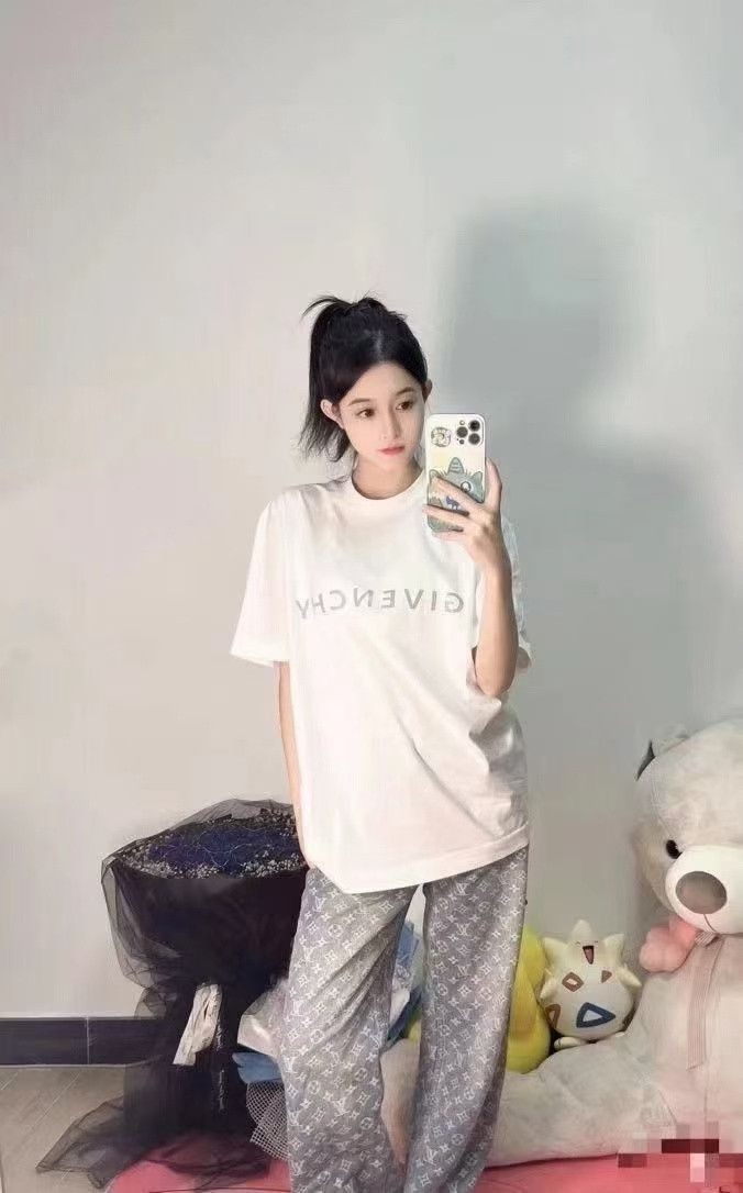 Givenchy Givenchy 3M Reflective Logo Short Sleeve T-shirt Size US S / EU 44-46 / 1 - 3 Thumbnail