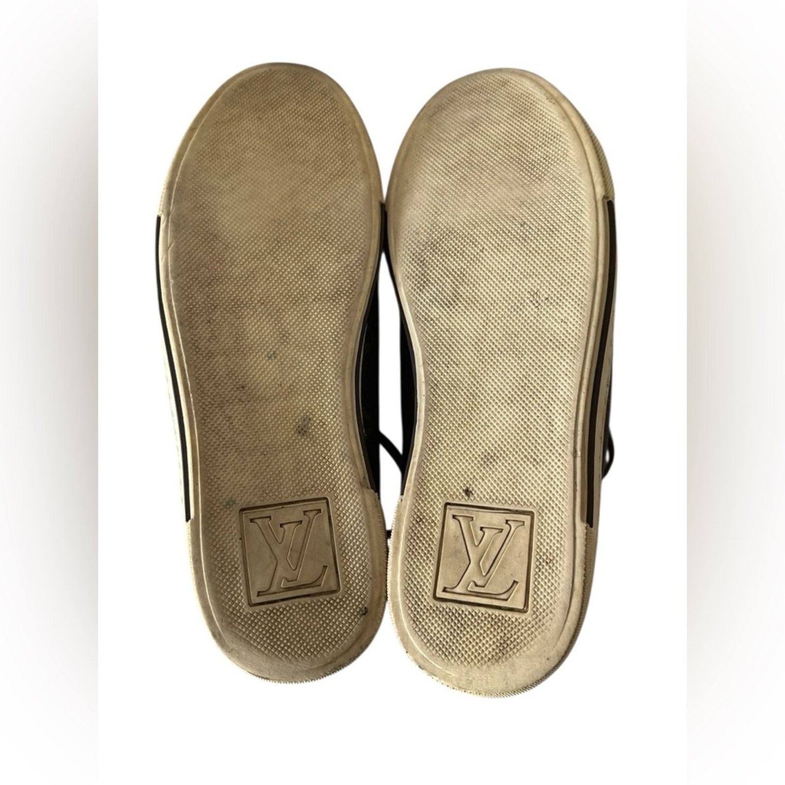 Louis Vuitton Louis Vuitton Monogram Sneakers Size: 39/US:8 Size US 8 / IT 38 - 7 Thumbnail