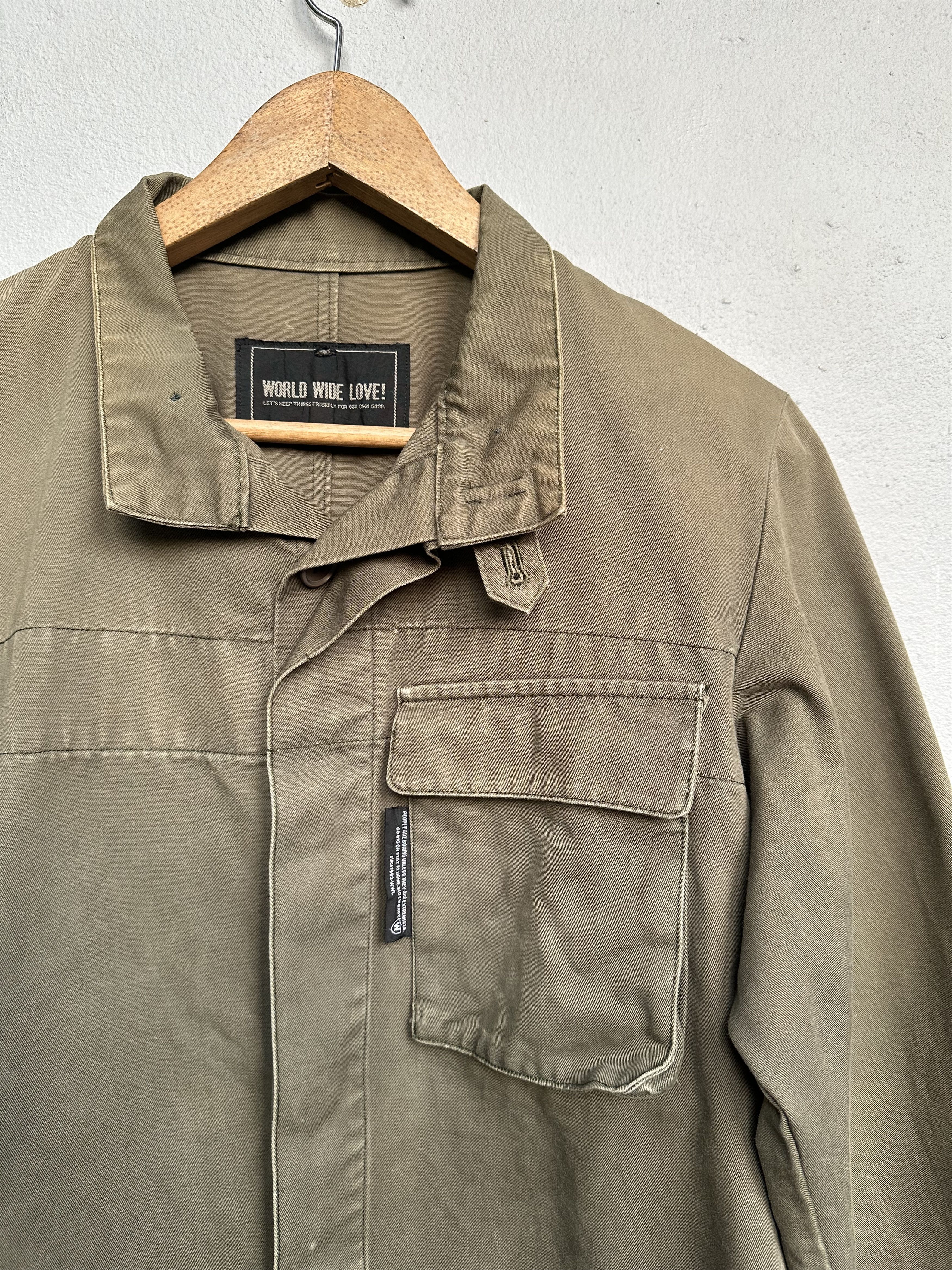 Vintage Vintage World Wide Love Chore Distressed Worker Jacket Size US L / EU 52-54 / 3 - 5 Thumbnail