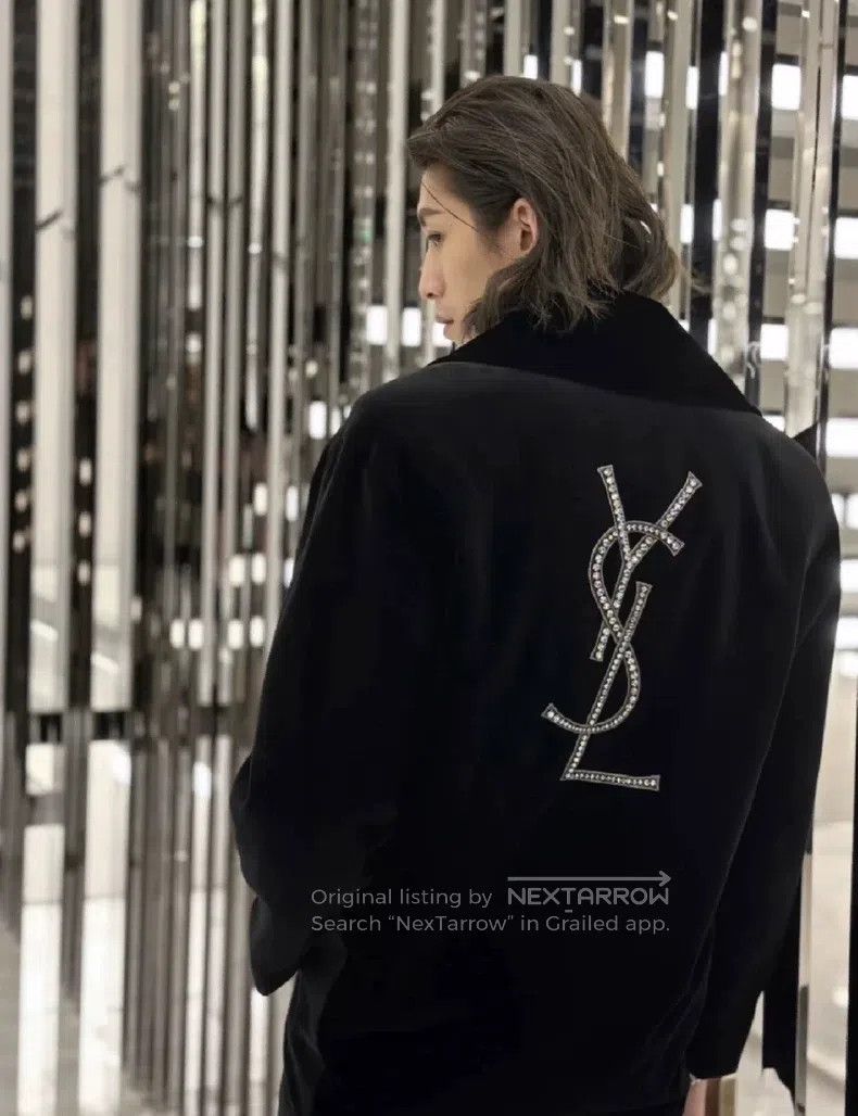 Saint Laurent Paris Saint Laurent Paris universal size Black Velvet Back Crysta Size US M / EU 48-50 / 2 - 8 Thumbnail