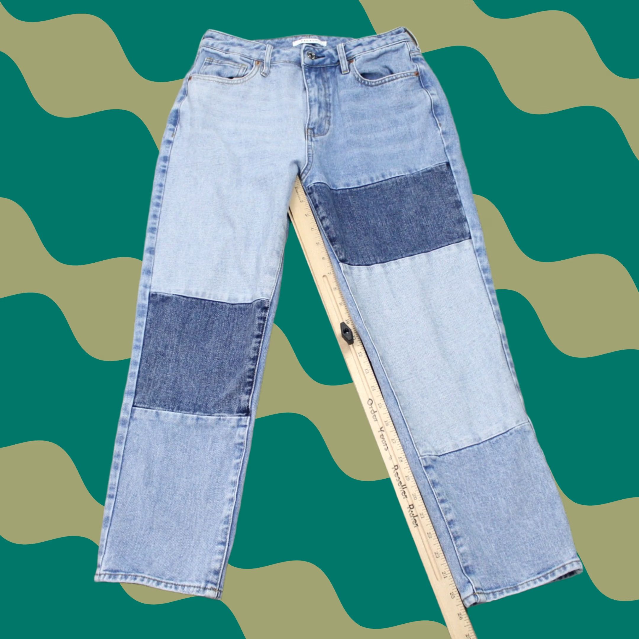 Pacsun PACSUN Mom Jeans Womens 26 Blue Patchwork Cotton Straight Leg 2 Tone 26" inseam Jeans 90s Womens Size 26" / US 2 / IT 38 - 1 Thumbnail