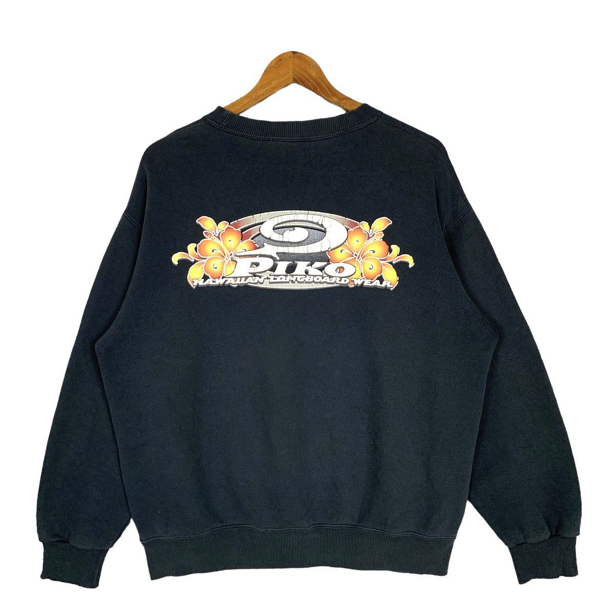 image of Surf Style x Vintage Piko Hawaiian Longboard Wear Crewneck Sweatshirt in Black, Men's (Size Medium)