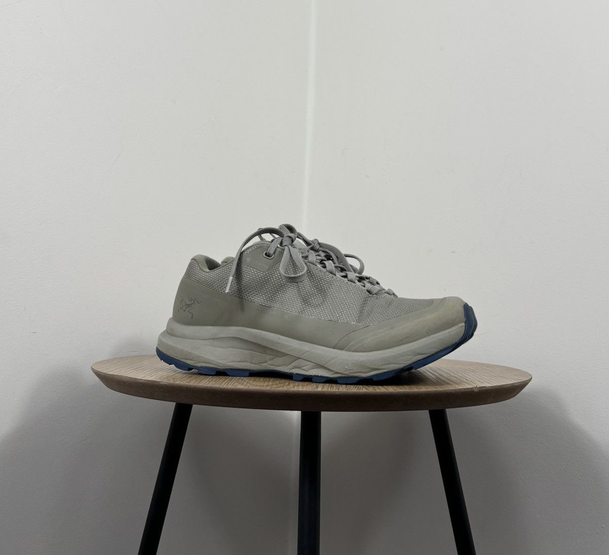 Arc'teryx Arc’teryx Aerios FL Women’s Gore-Tex Vibram Hiking Shoes Size US 6.5 / IT 36.5 - 1 Thumbnail