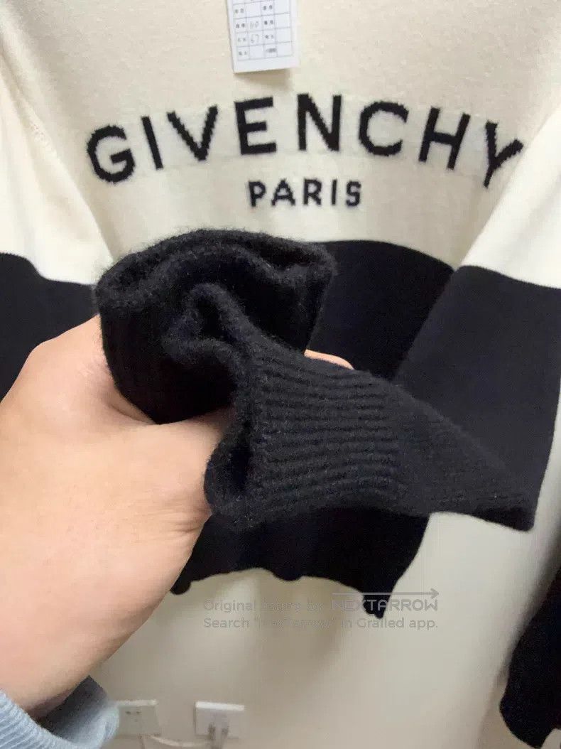 Givenchy Givenchy Slim Fit Photo Printed Pointed Collar Button-up L Size US S / EU 44-46 / 1 - 6 Thumbnail