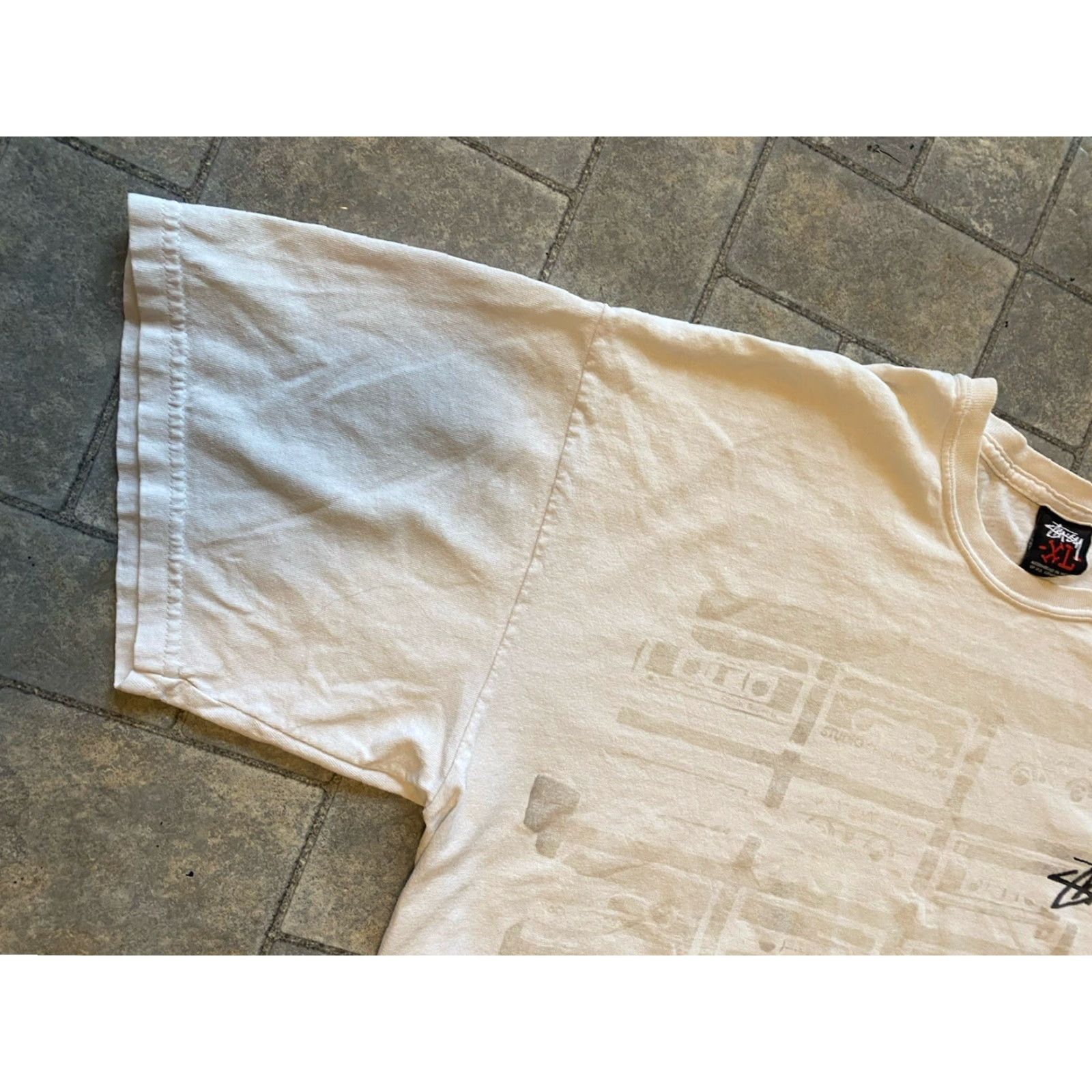 Vintage VINTAGE Stussy T Shirt Cassette Tape White Men’s XL Short Sleeve Shirt Mens XL White Stussy Vintage 90s? Size US XL / EU 56 / 4 - 4 Thumbnail