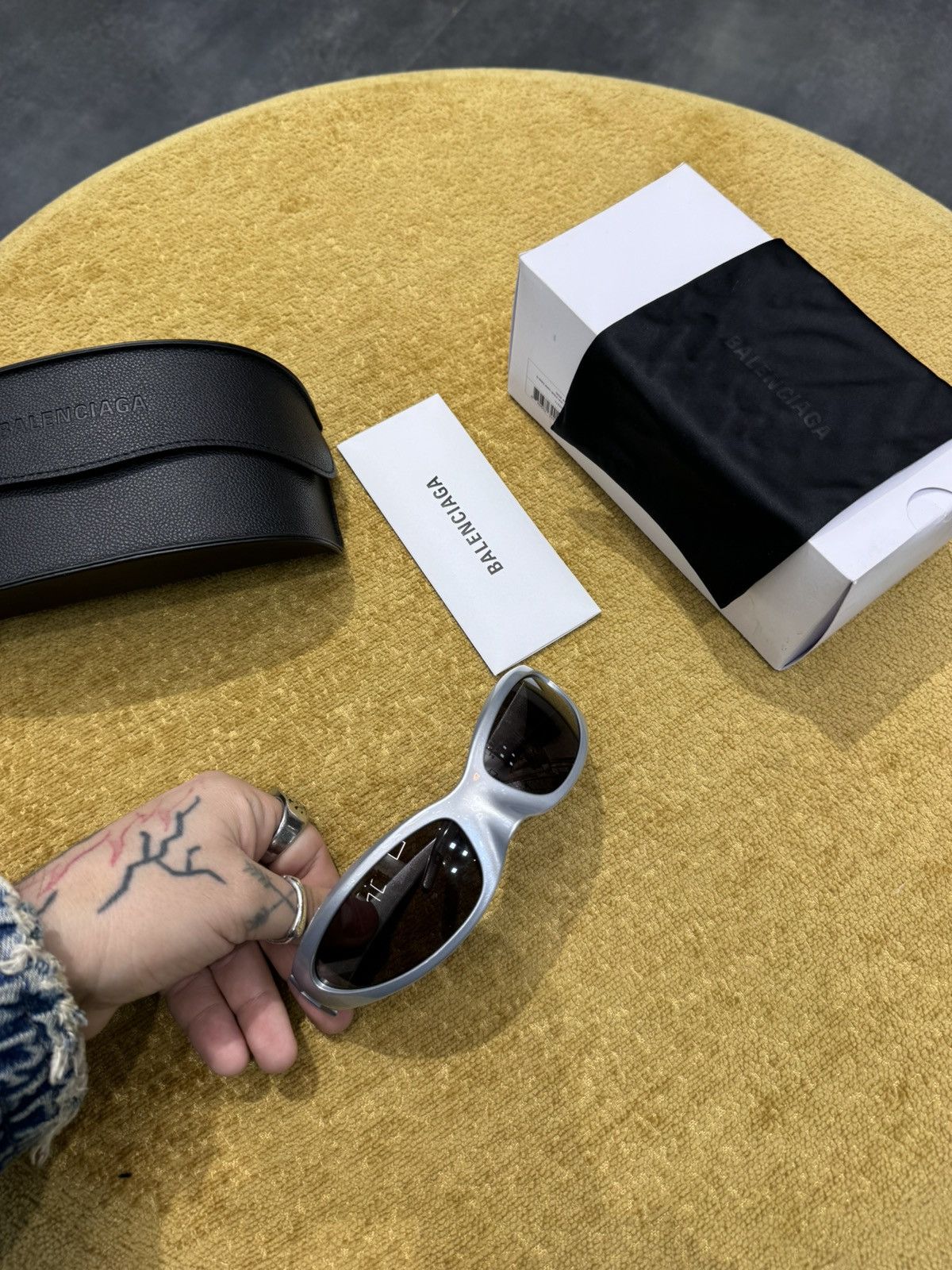 Balenciaga BALENCIAGA Cat Mask Size ONE SIZE - 11 Thumbnail