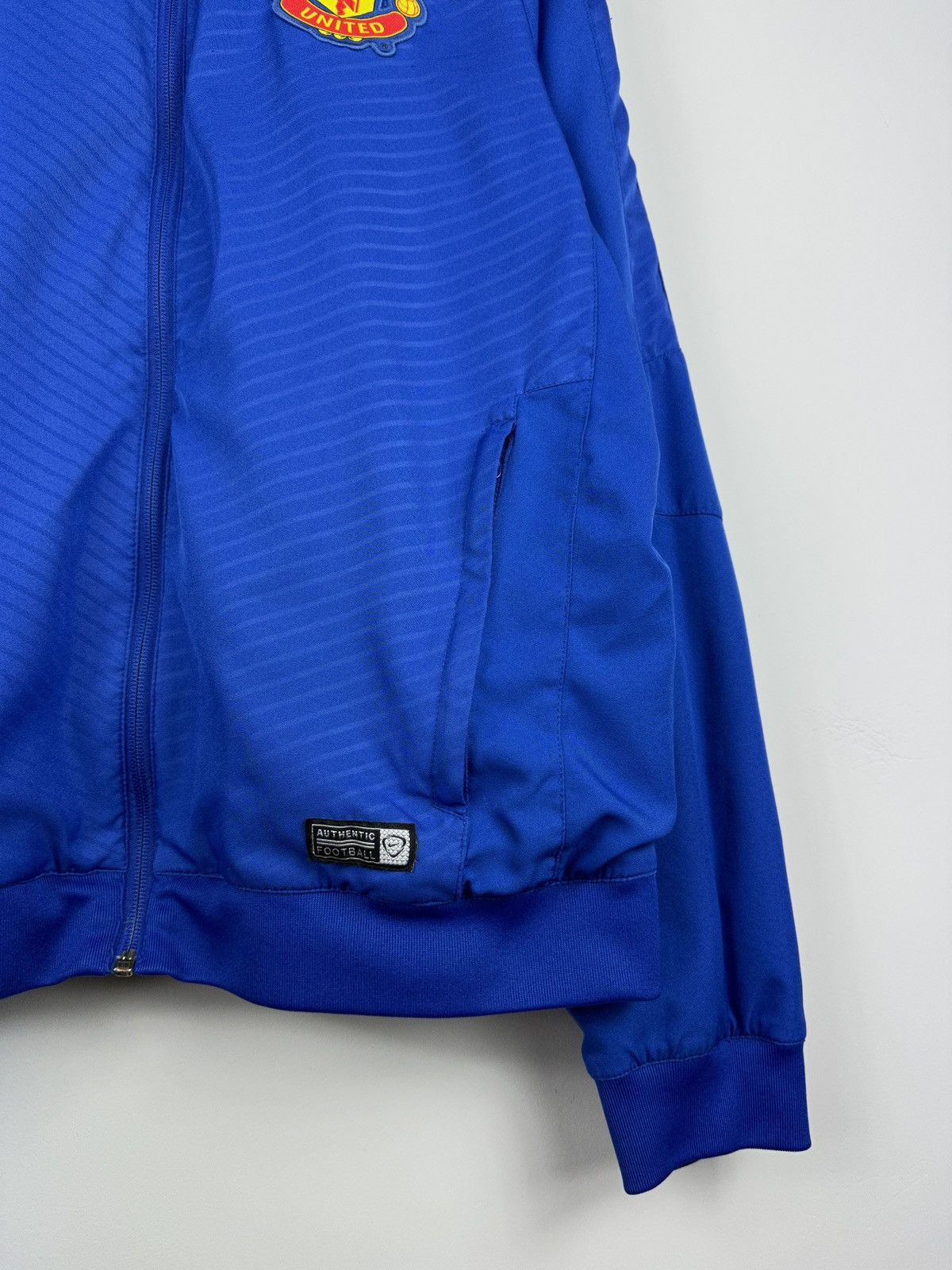 Nike Vintage Nike Manchester United Track Top Light Jacket Size US M / EU 48-50 / 2 - 4 Thumbnail