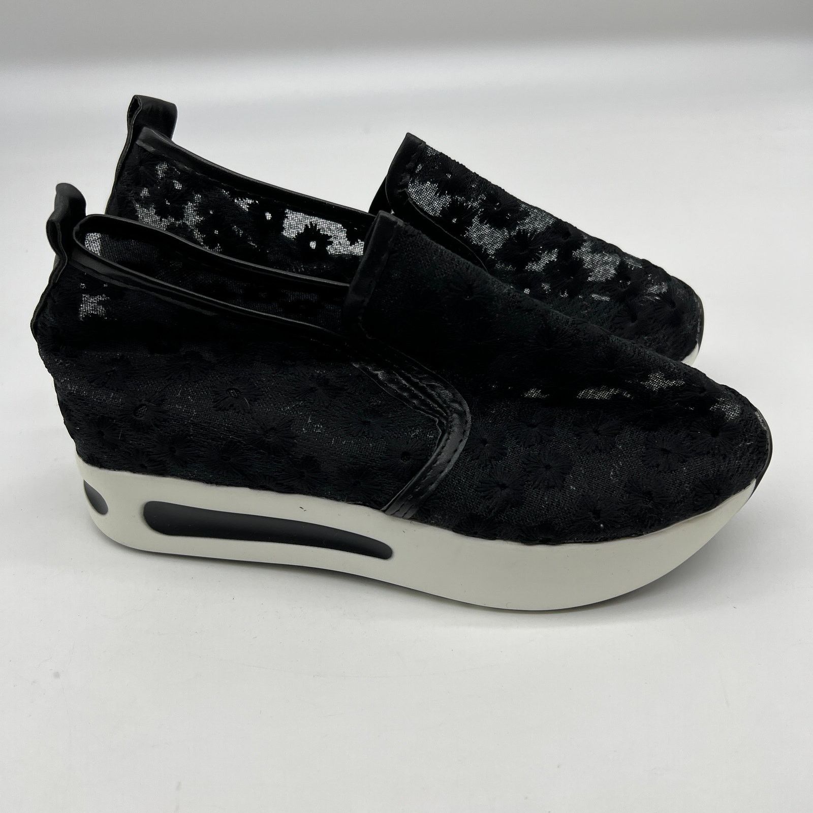 Other Fashion Sneakers Embroidery Floral Mesh Air Lace Slip On Size US 8 / IT 38 - 3 Thumbnail