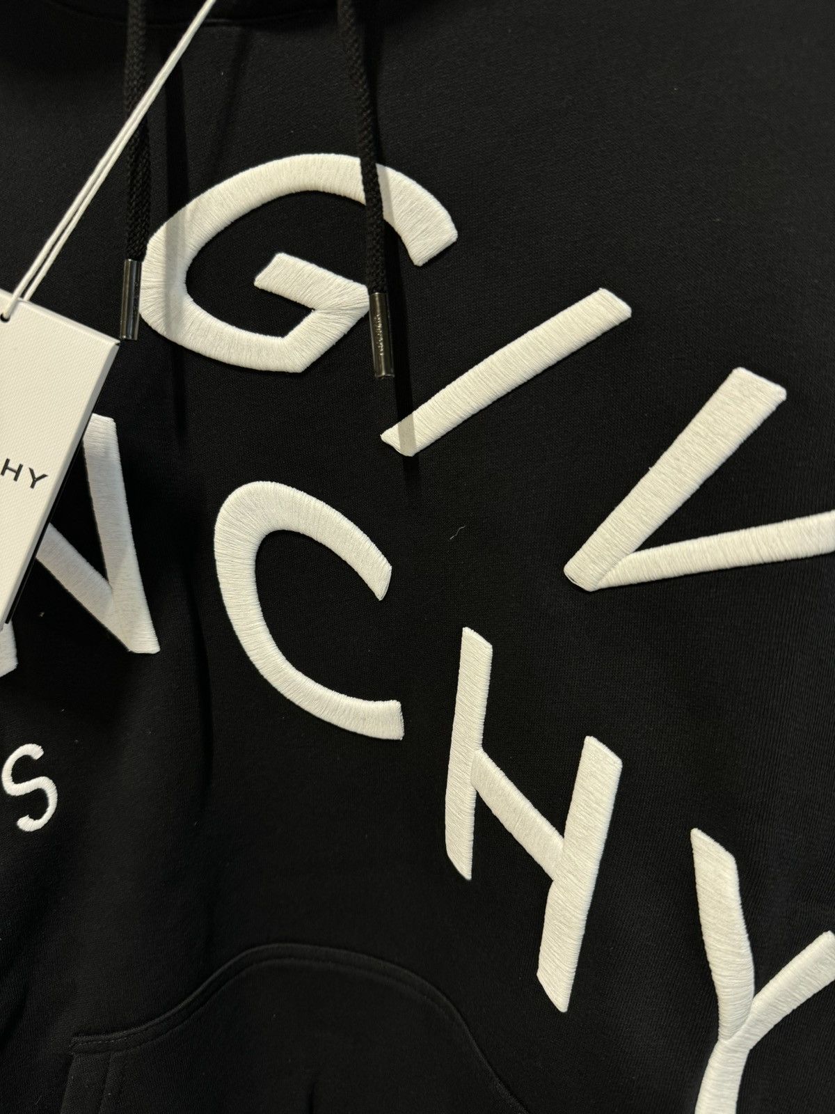 Givenchy Givenchy Refracted Embroidery Logo Hoodie NEW 1400$ Size US S / EU 44-46 / 1 - 3 Thumbnail