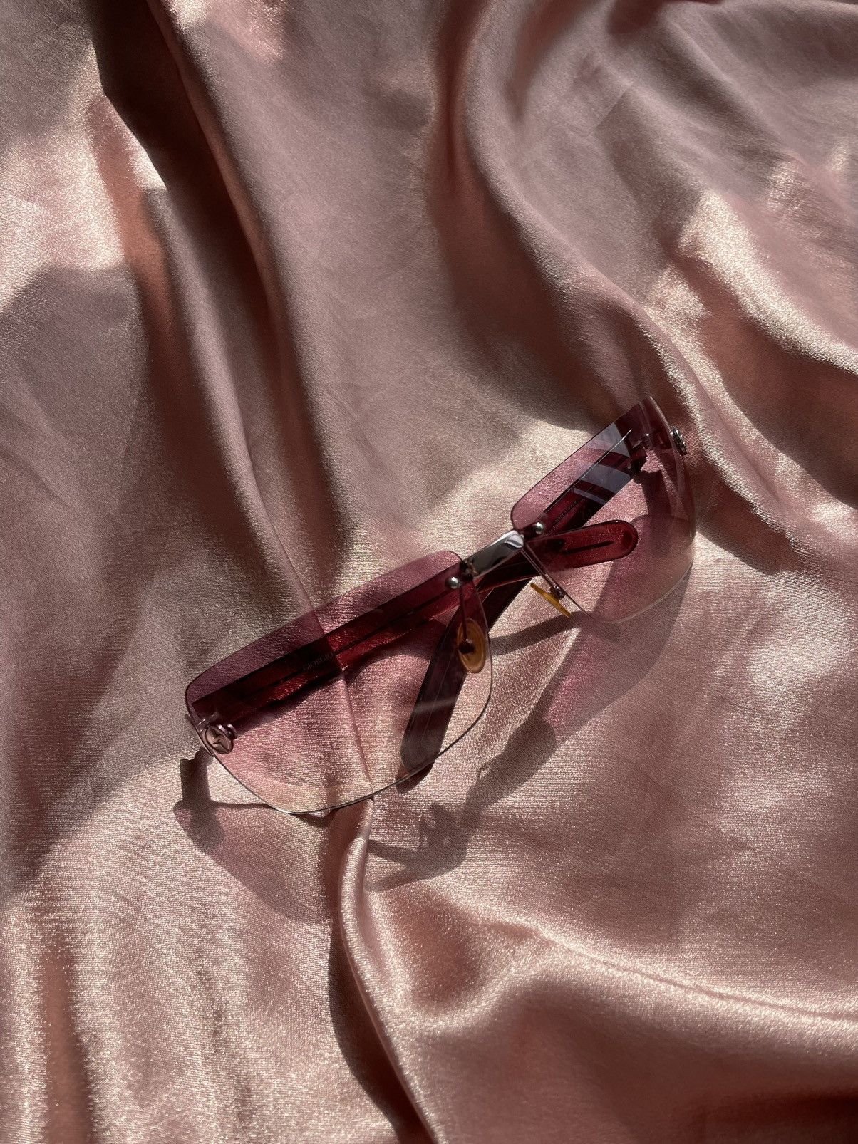 Giorgio Armani Giorgio Armani sunglasses now online! ✨💕 Size ONE SIZE - 4 Thumbnail